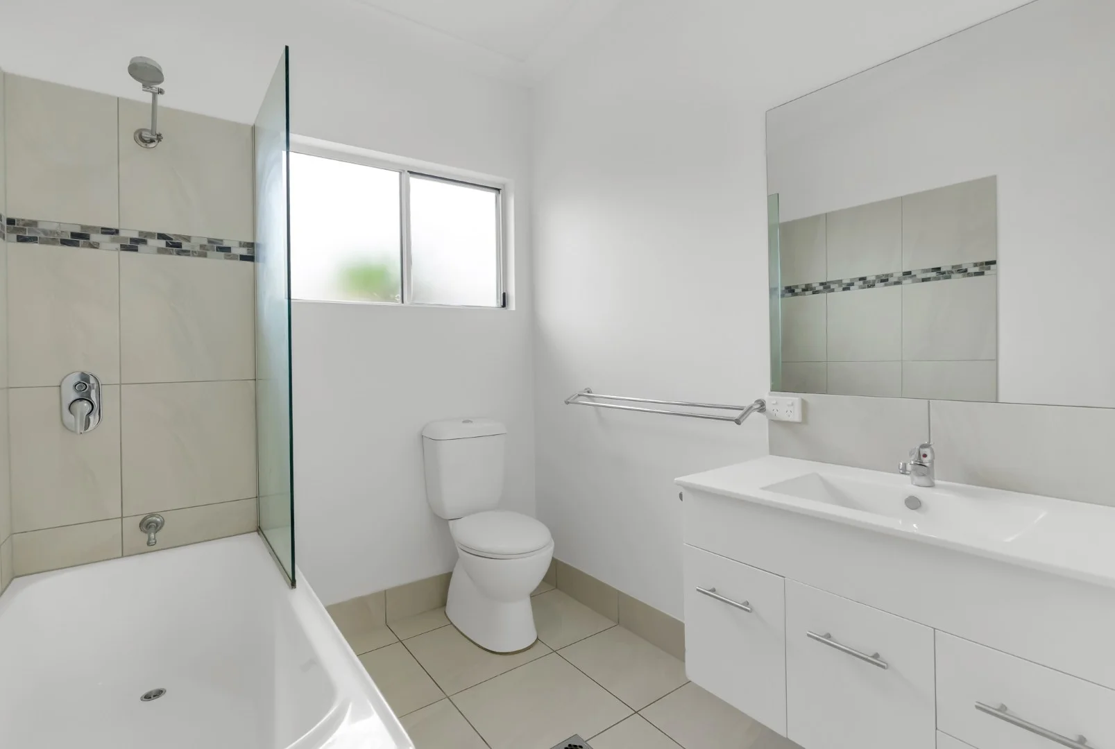 Additional image 29 of 8 Queensborough Close, Trinity Park QLD 4879