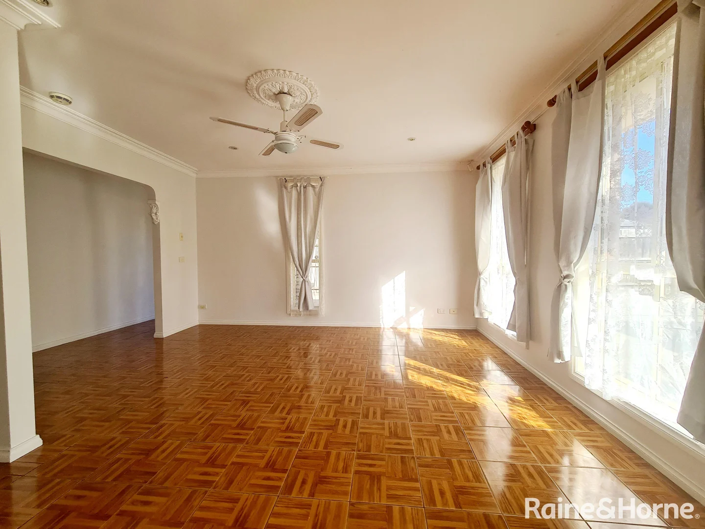 Additional image 3 of 2/29 Henry Street, St Albans VIC 3021