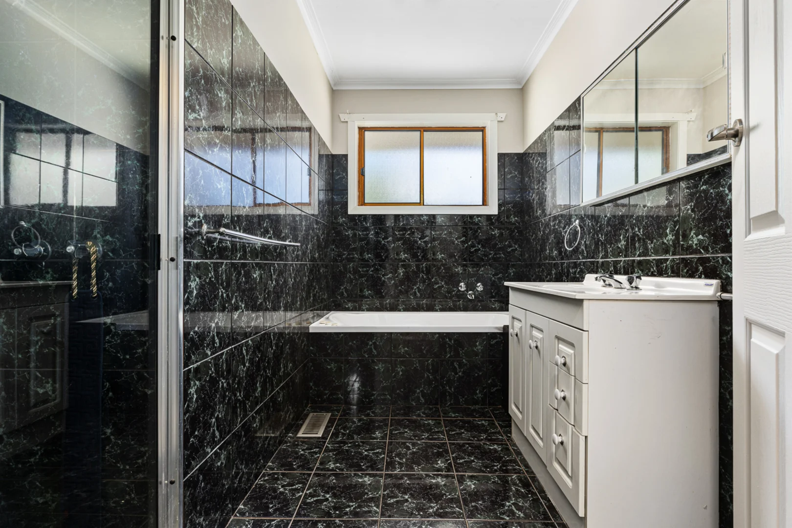 Additional image 12 of 1 Yarana Drive, Mount Helen VIC 3350