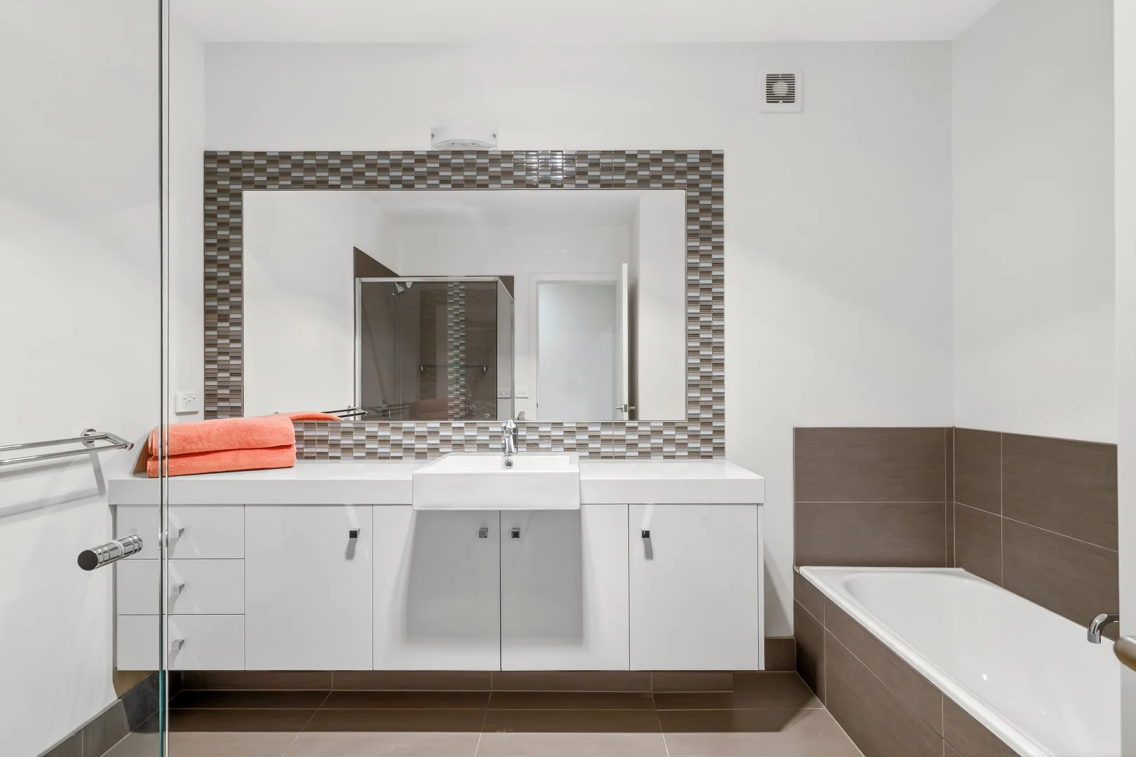 Additional image 14 of 2/83 Ocean Throughway, Ocean Grove VIC 3226