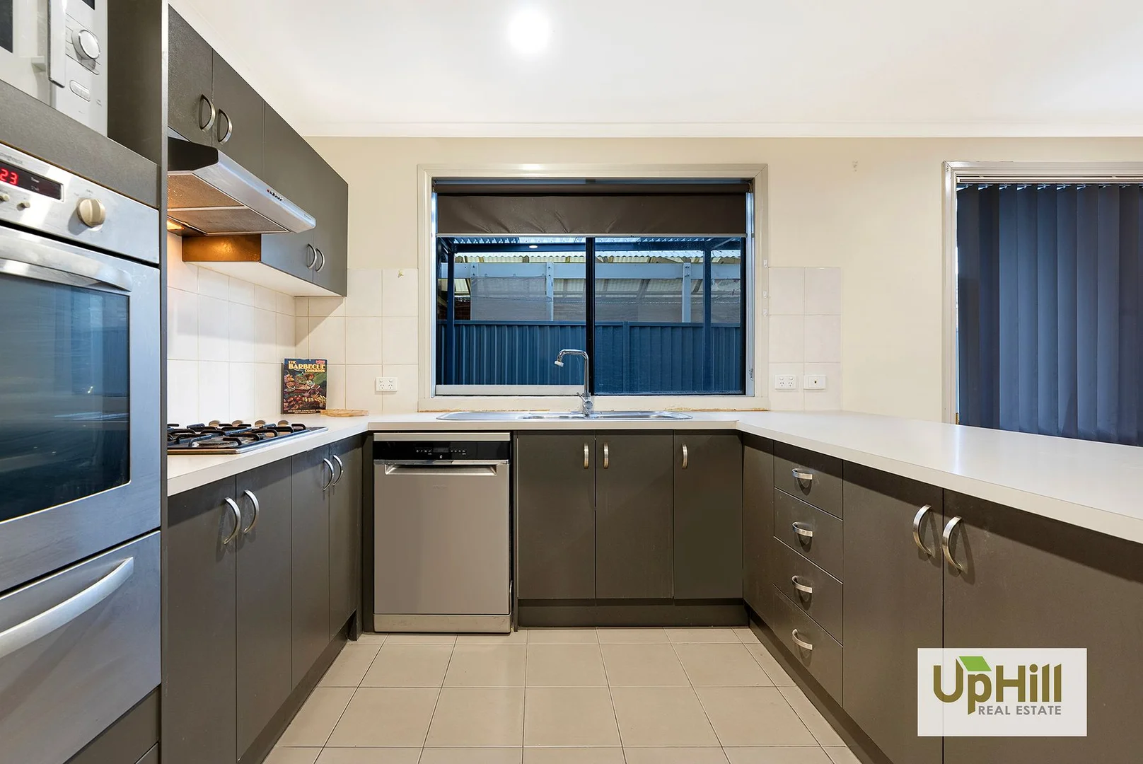 Additional image 8 of 40 TYNDALL ST, Cranbourne East VIC 3977