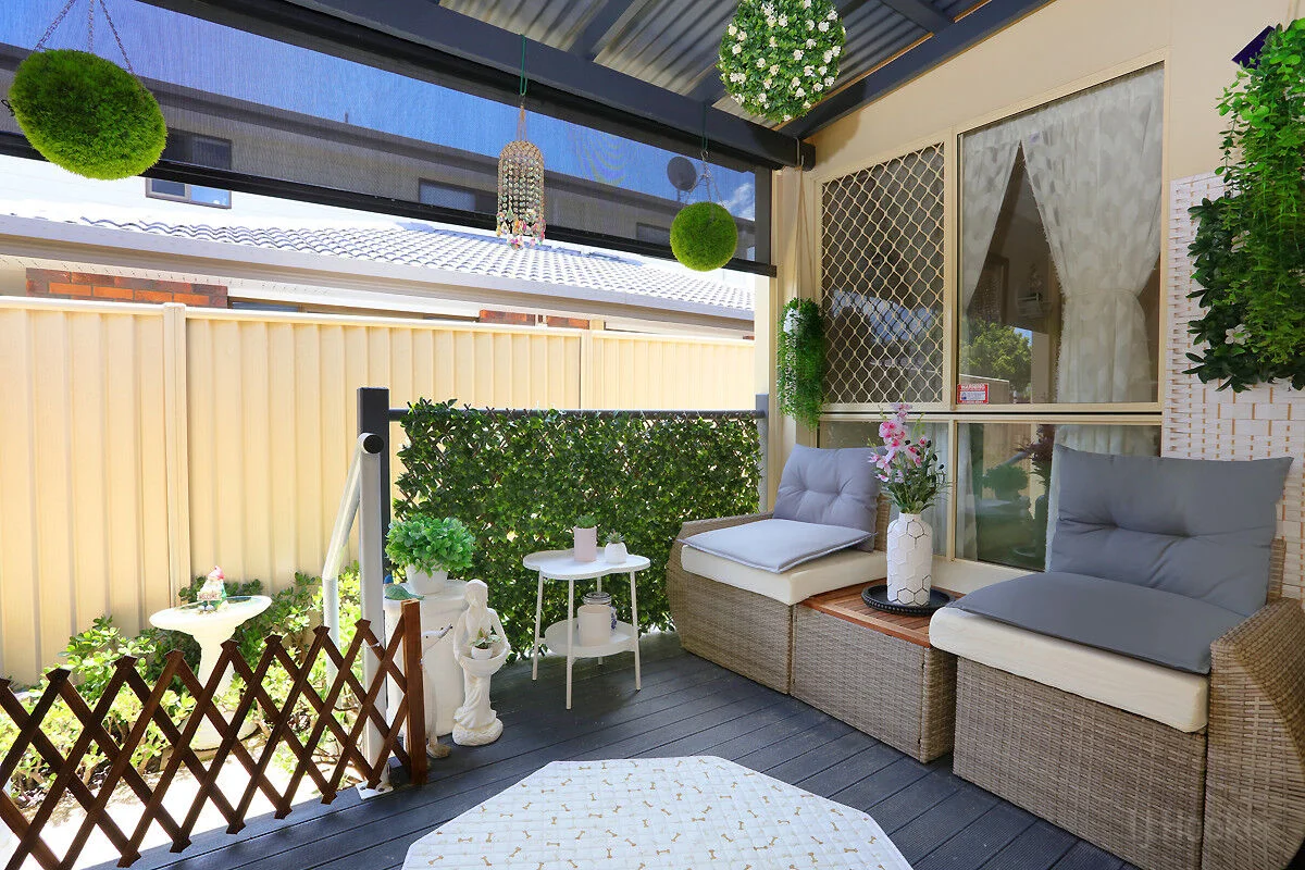 Additional image 41 of 1/27 Eider Avenue, Paradise Point QLD 4216