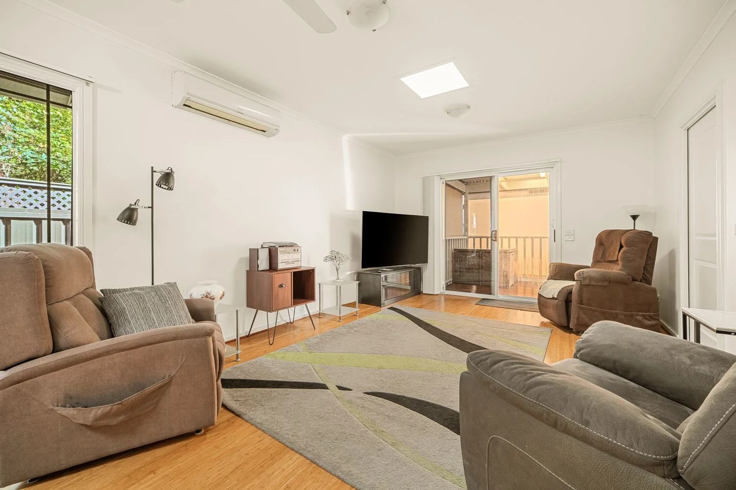 Additional image 5 of 202/45 Annabella Street, Cranbourne East VIC 3977