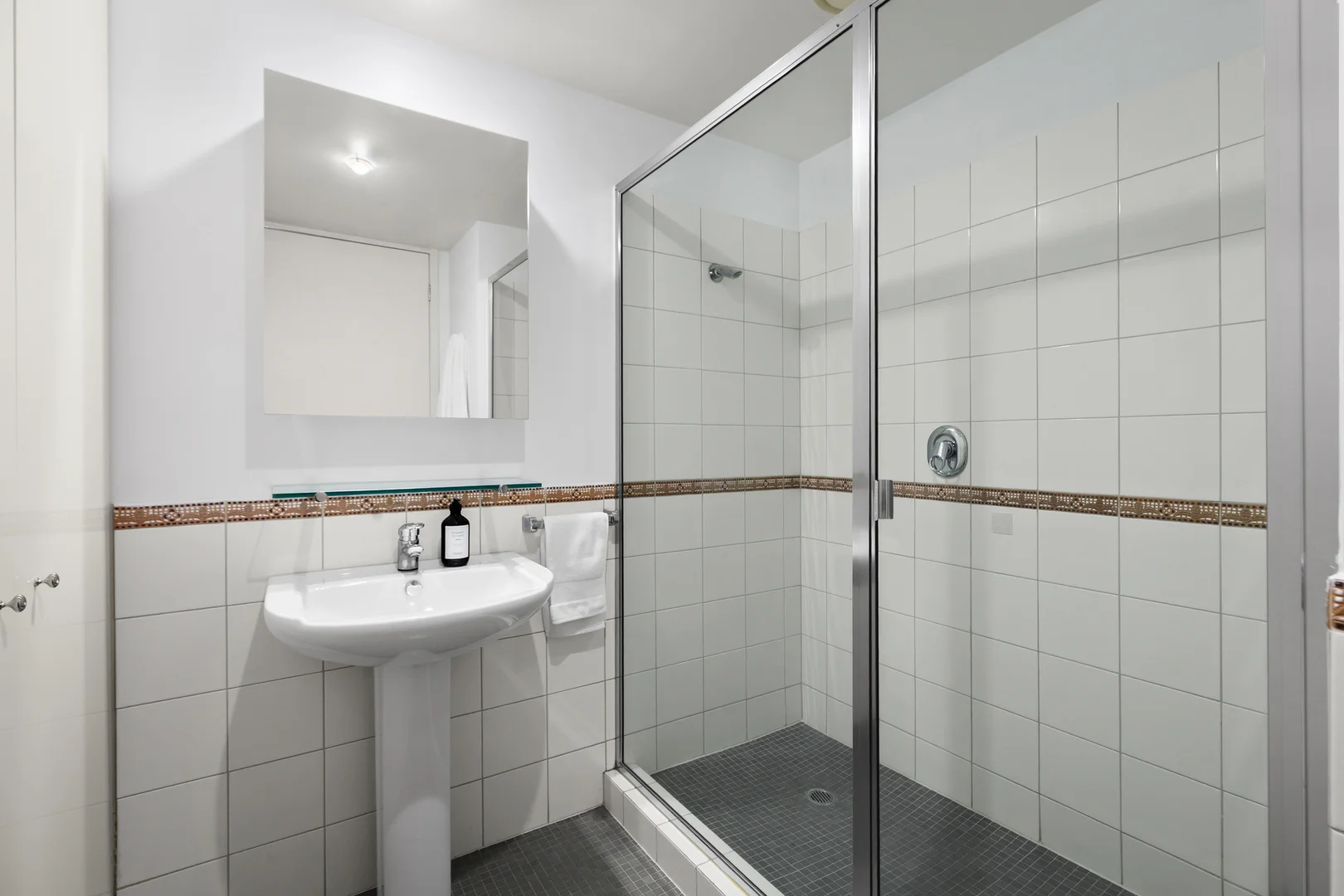 Additional image 8 of 3/110 Beaconsfield Parade, Albert Park VIC 3206