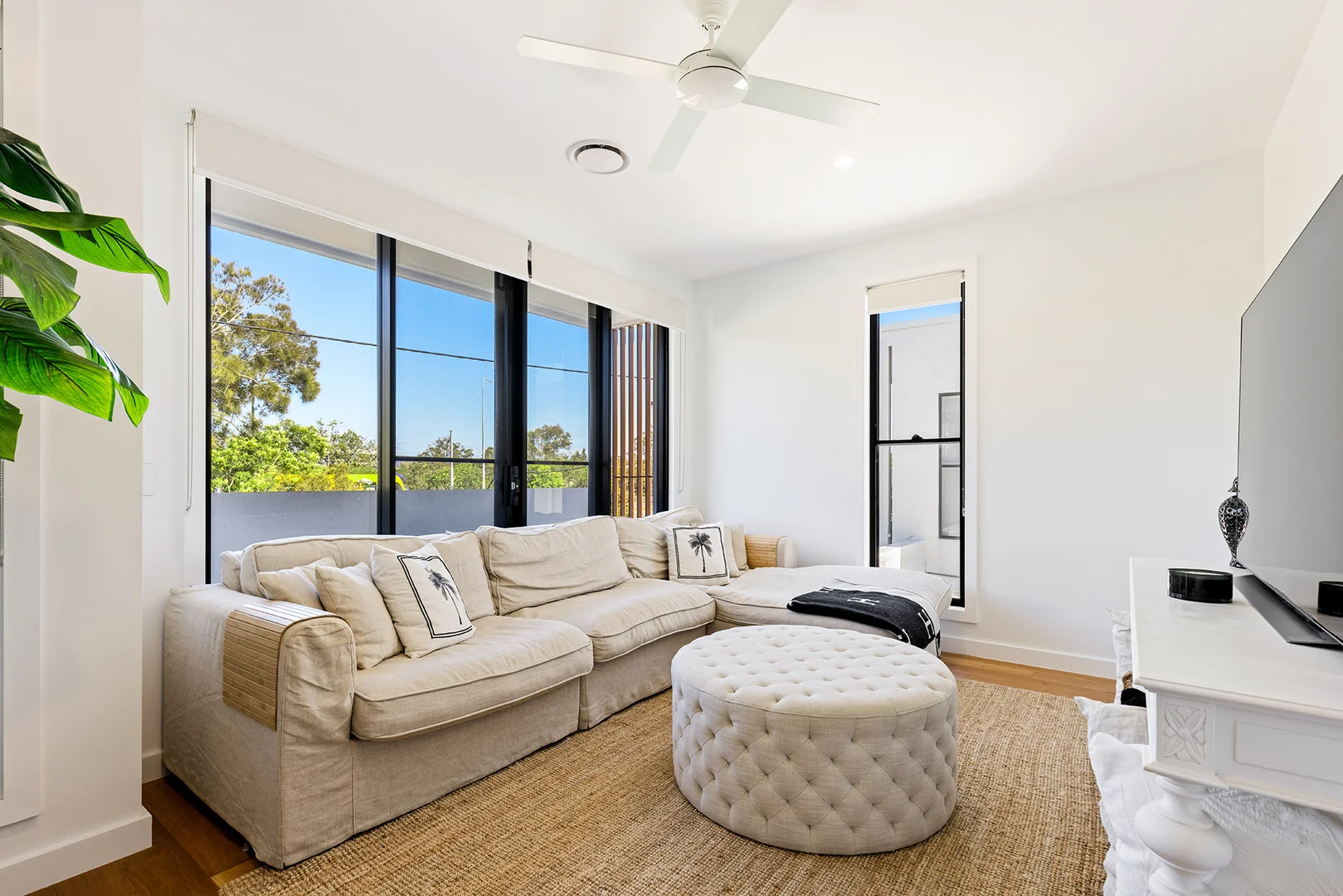 Additional image 10 of 1/55 Breaker Street, Main Beach QLD 4217