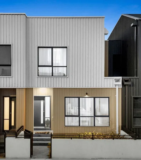 14 Tanzanite Court, Berwick VIC 3806