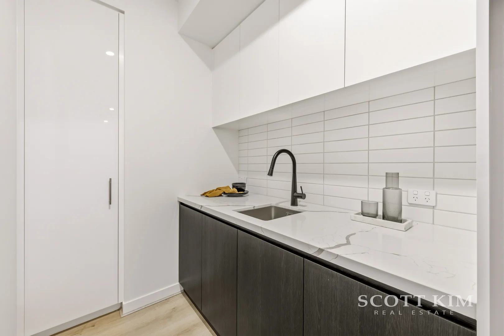 Additional image 7 of 6B Judith Court, Mount Waverley VIC 3149