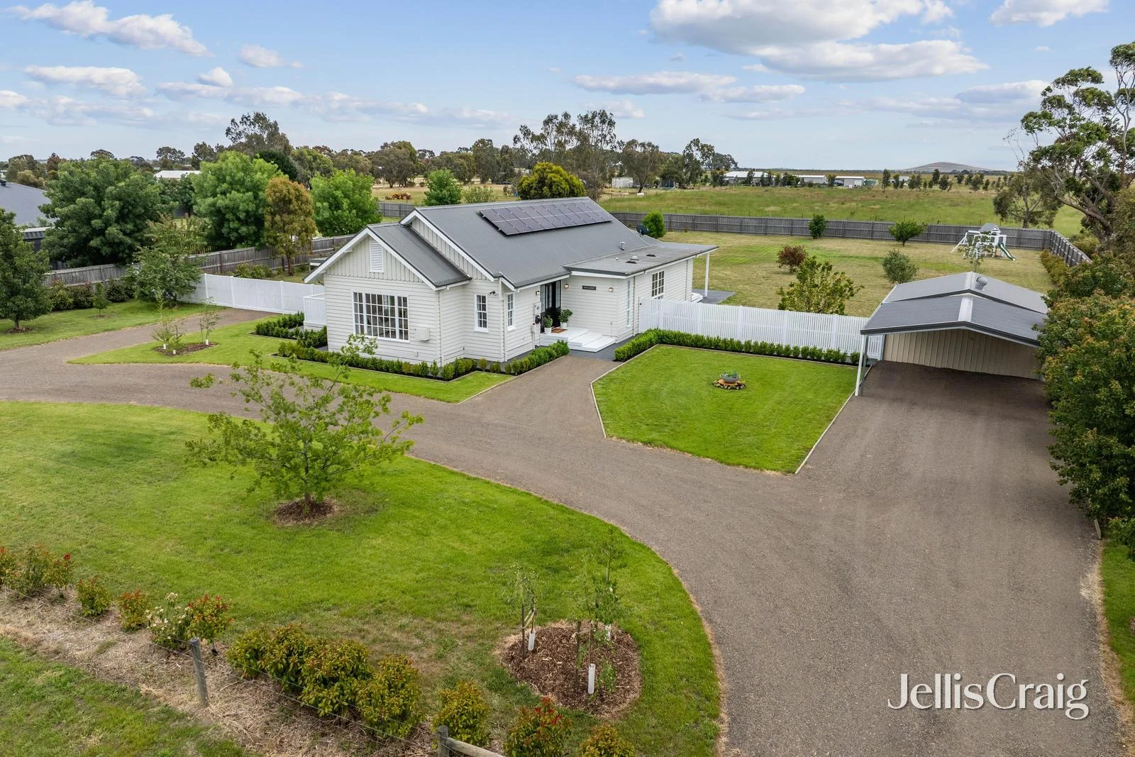 63 Albert Street, Clunes VIC 3370