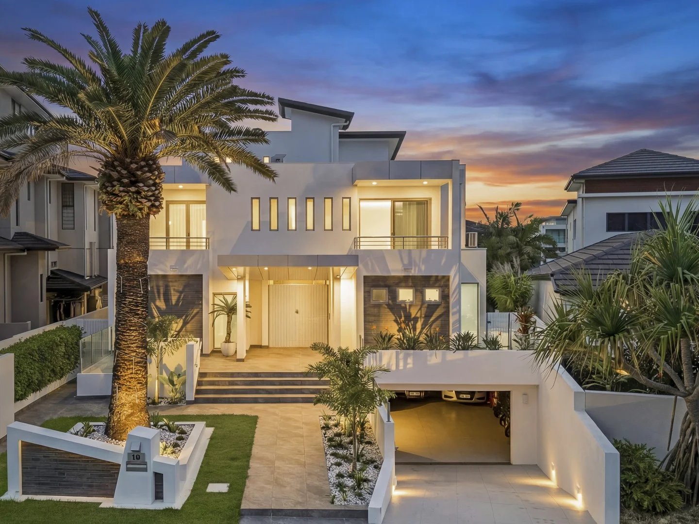 Additional image 2 of 19 Knightsbridge Parade East, Sovereign Islands QLD 4216