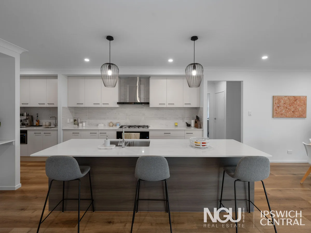 Additional image 7 of 4 Cardomon Court, Kensington Grove QLD 4341