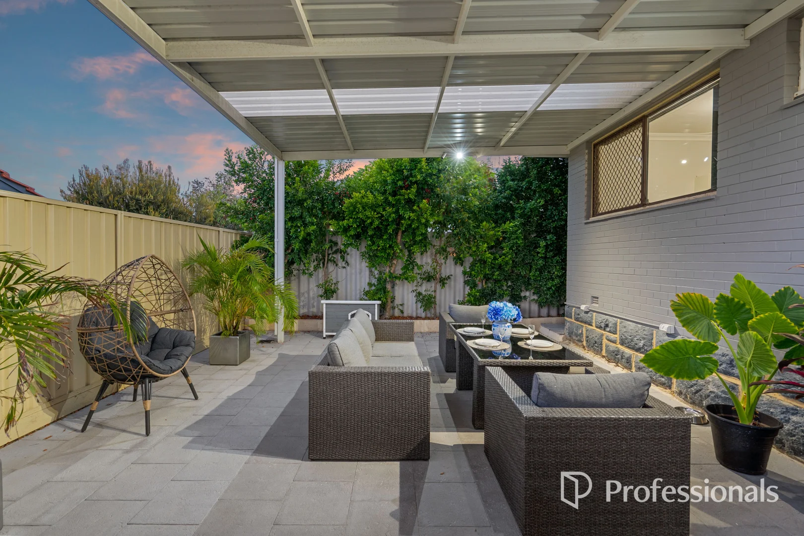 Additional image 32 of 8 Hampton Square, Morley WA 6062