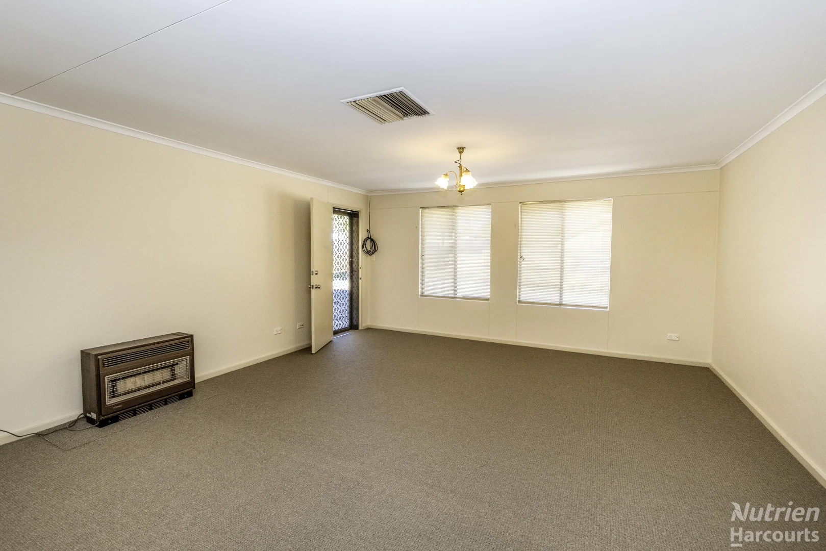 Additional image 8 of 1/6 Triodia Court, Sadadeen NT 0870