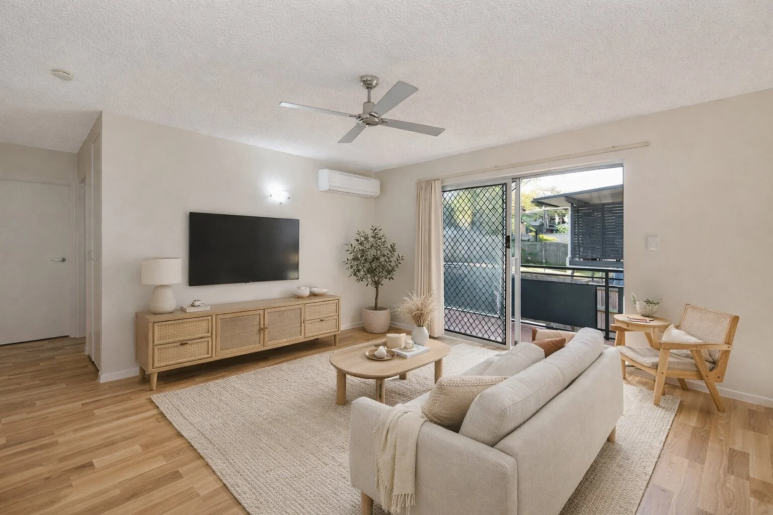 Additional image 2 of 4/2 Honeysuckle Street, Mansfield QLD 4122