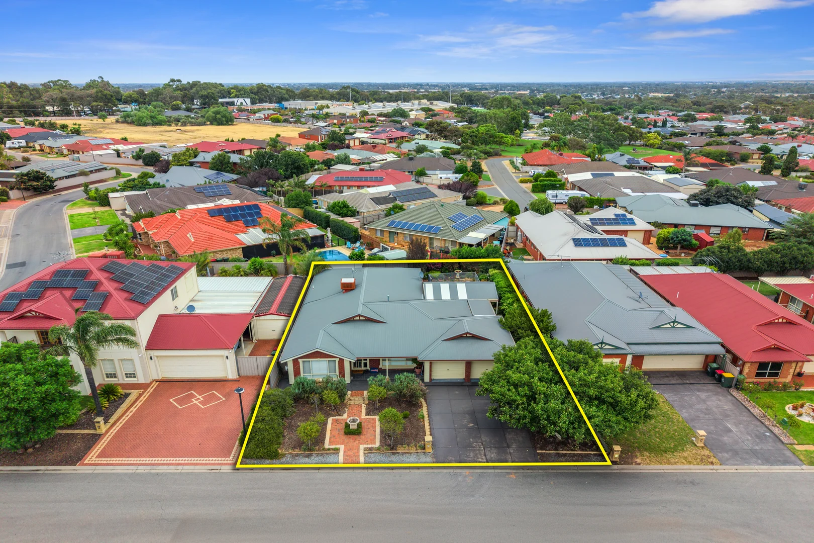 Additional image 2 of 42 Thiele Crescent, Evanston Park SA 5116