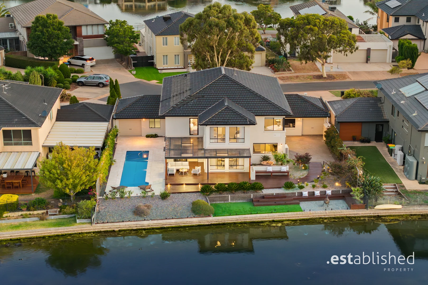 Additional image 26 of 17 Pelican Point Road, Sanctuary Lakes VIC 3030