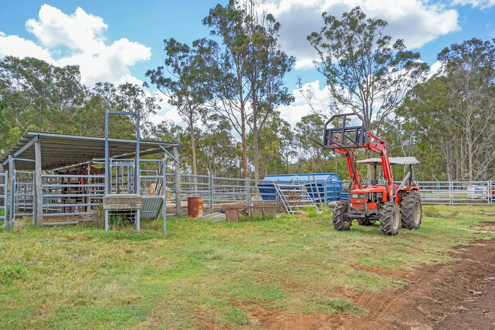 Additional image 25 of "PARADISE" 256 Paradise Road, Mount Sylvia QLD 4343