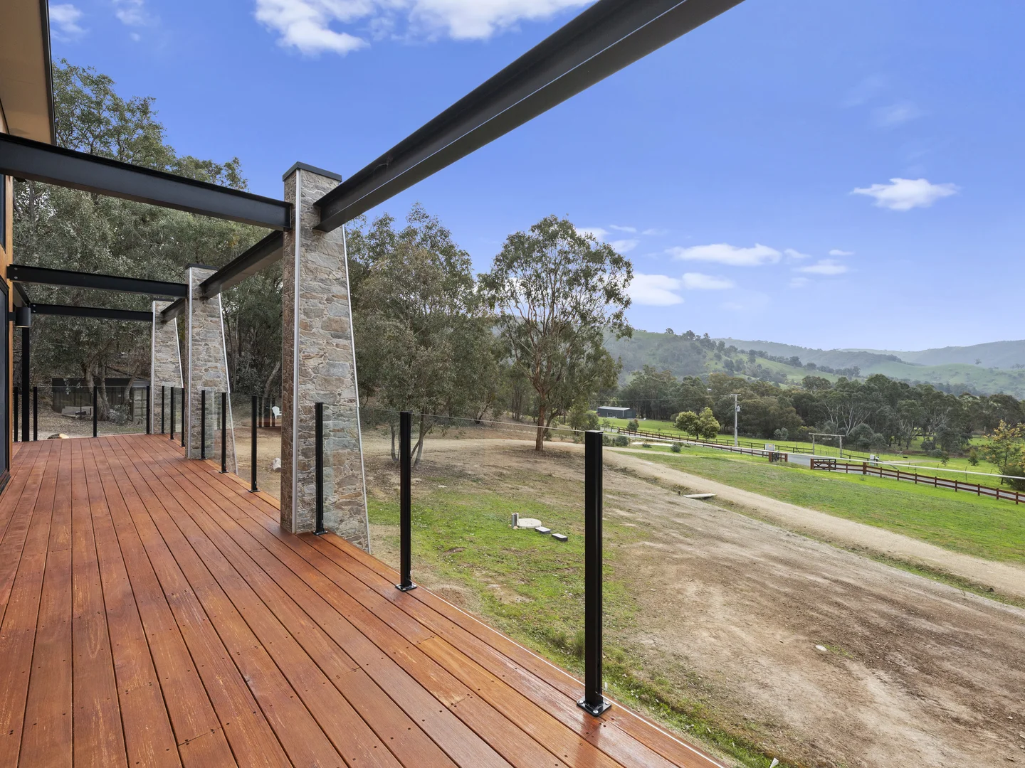 Additional image 5 of 32 Hilda Court, Bonnie Doon VIC 3720