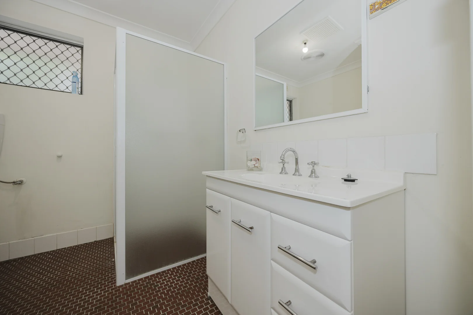 Additional image 9 of 24 Chrisp Place, Yanchep WA 6035