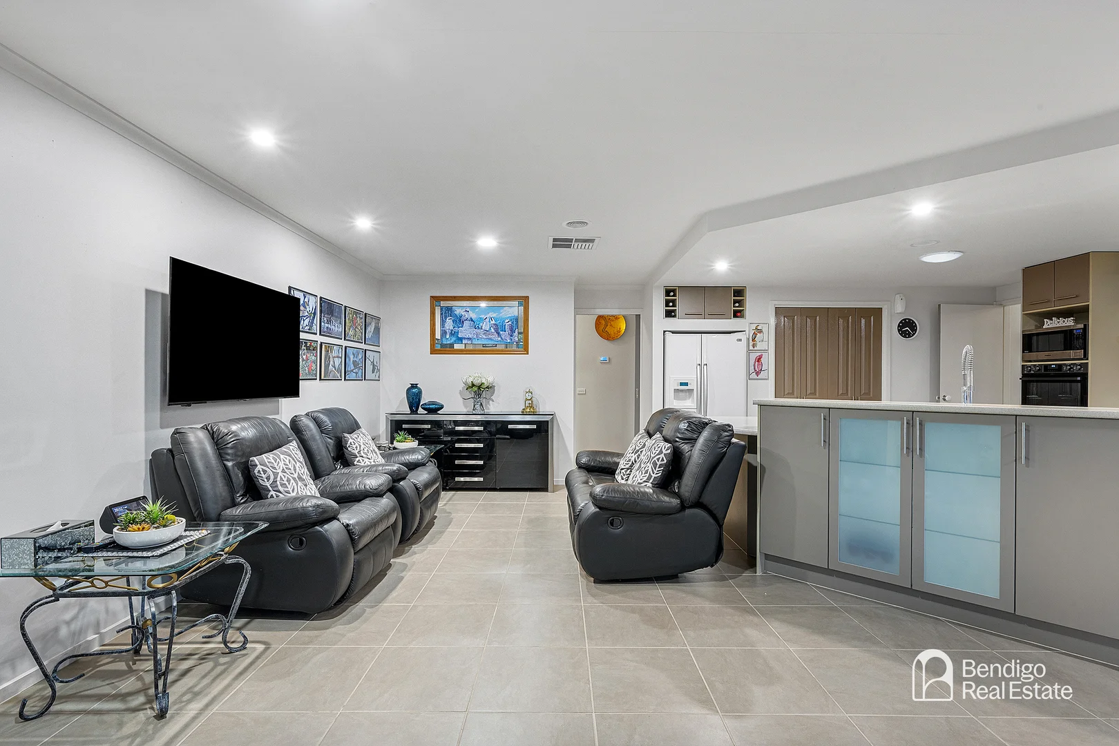 Additional image 8 of 9 Sovereign Court, Strathdale VIC 3550