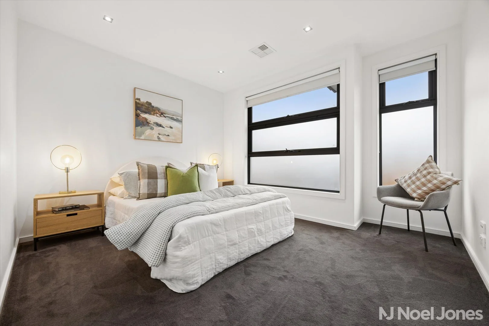 Additional image 6 of 2/17 St Clems Road, Doncaster East VIC 3109