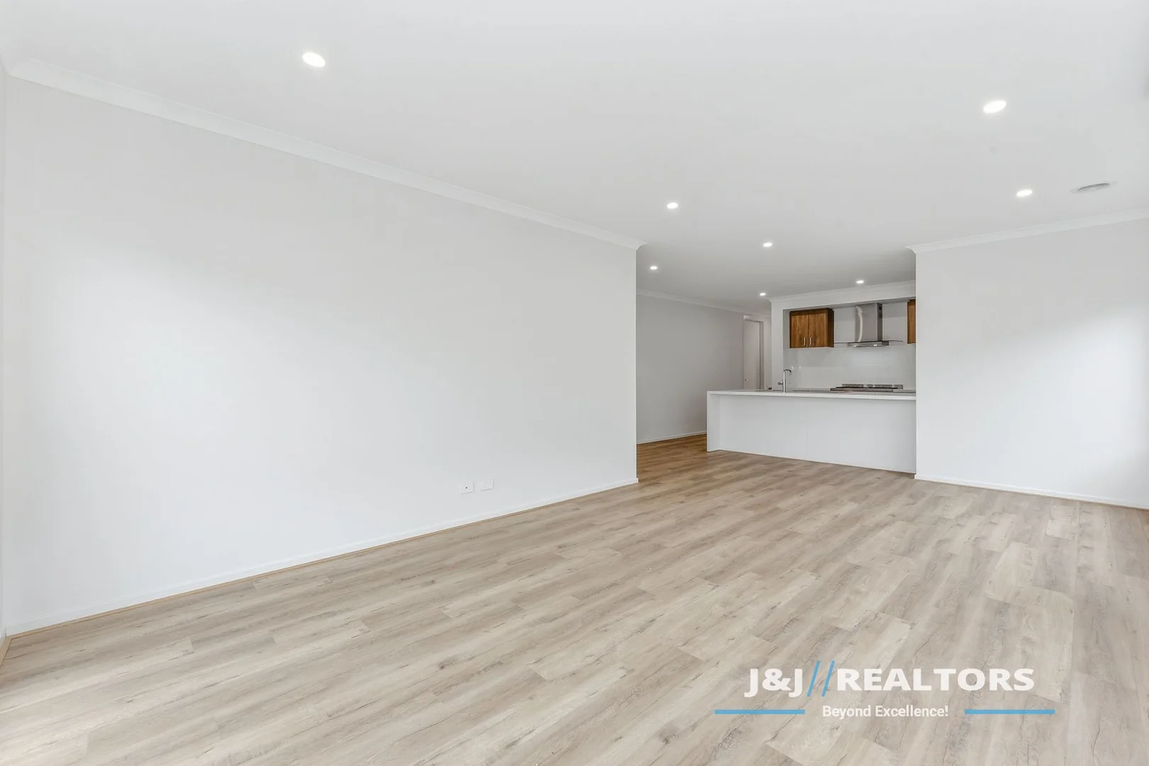 Additional image 4 of Clyde VIC 3978