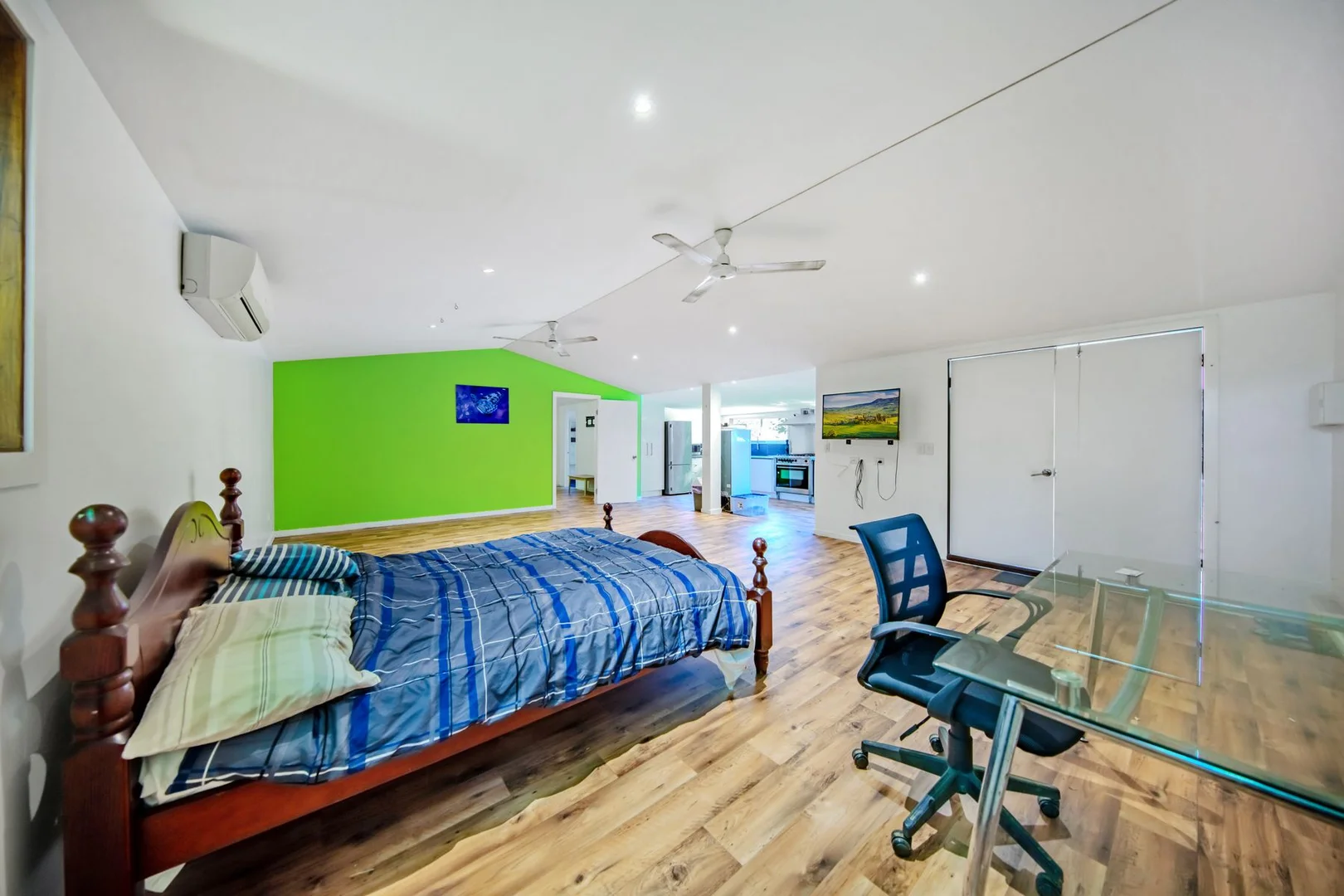 Additional image 21 of Stockton QLD 4871