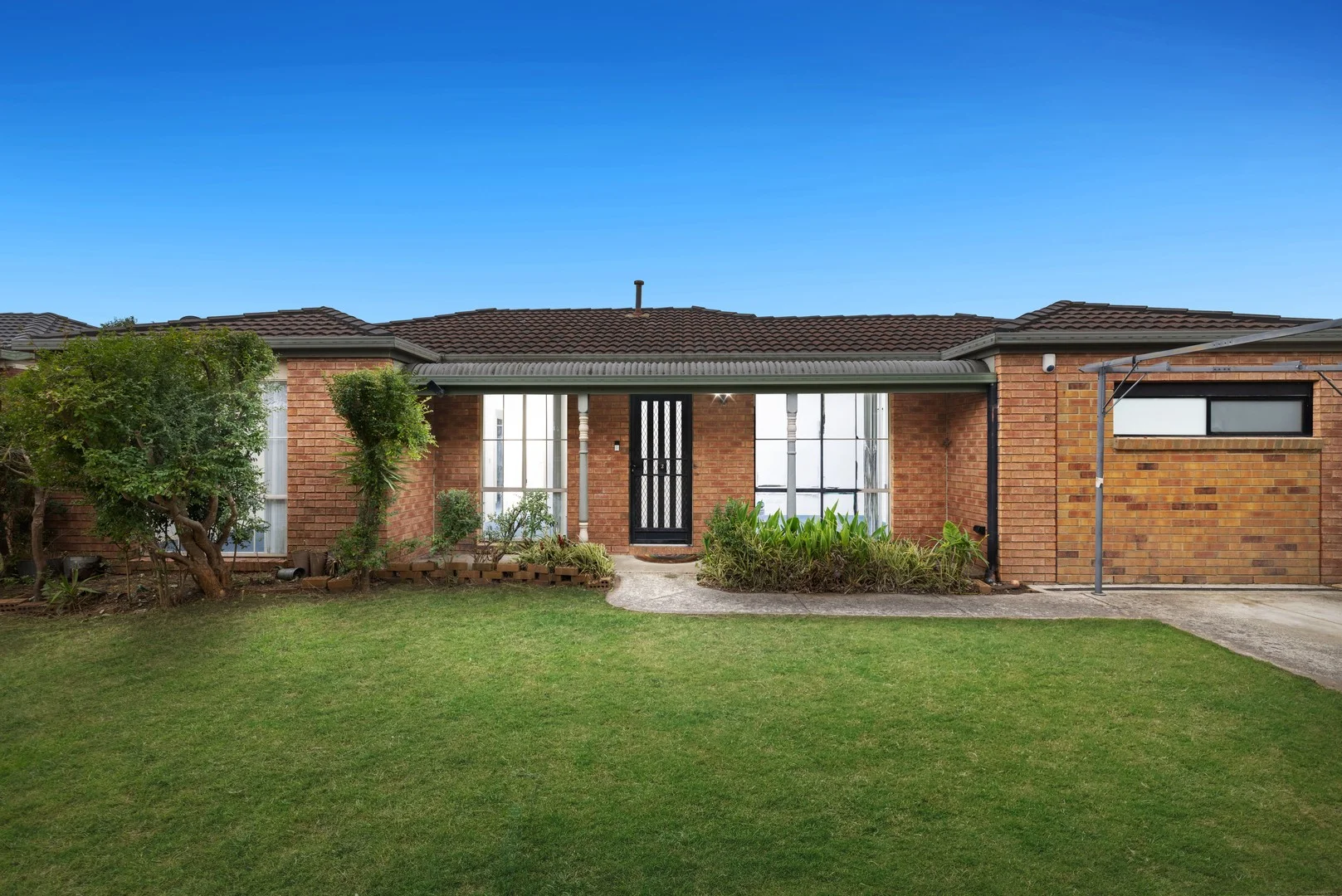 2 Anidala Place, Cranbourne West VIC 3977