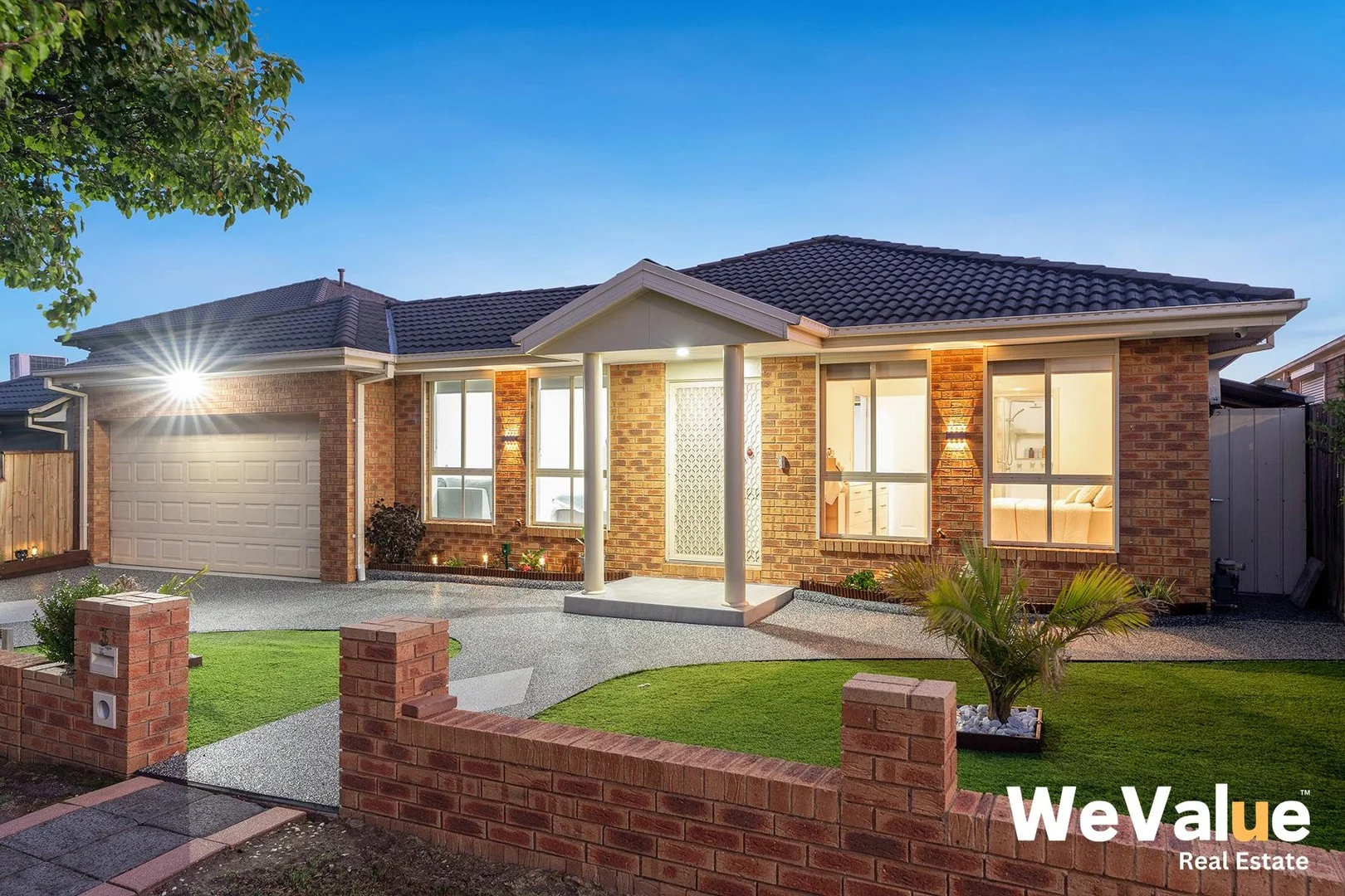 3 Treetop Close, Roxburgh Park VIC 3064