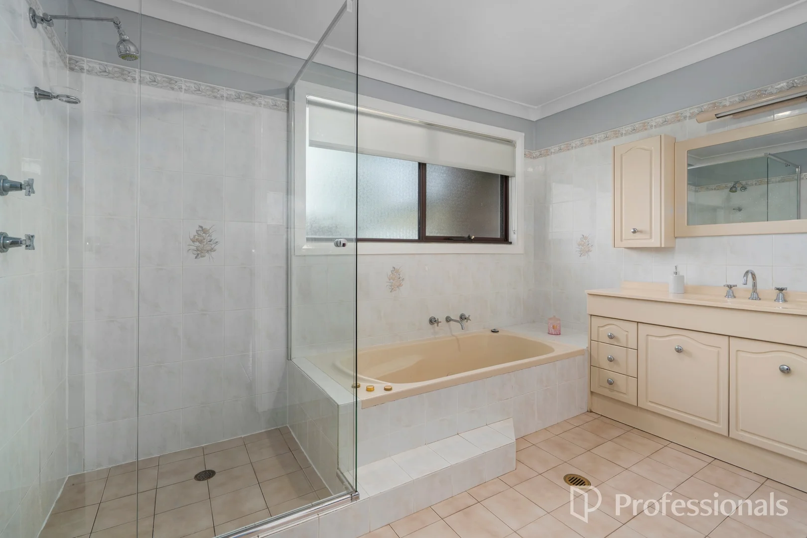 Additional image 20 of 4 Ebony Close, Casula NSW 2170