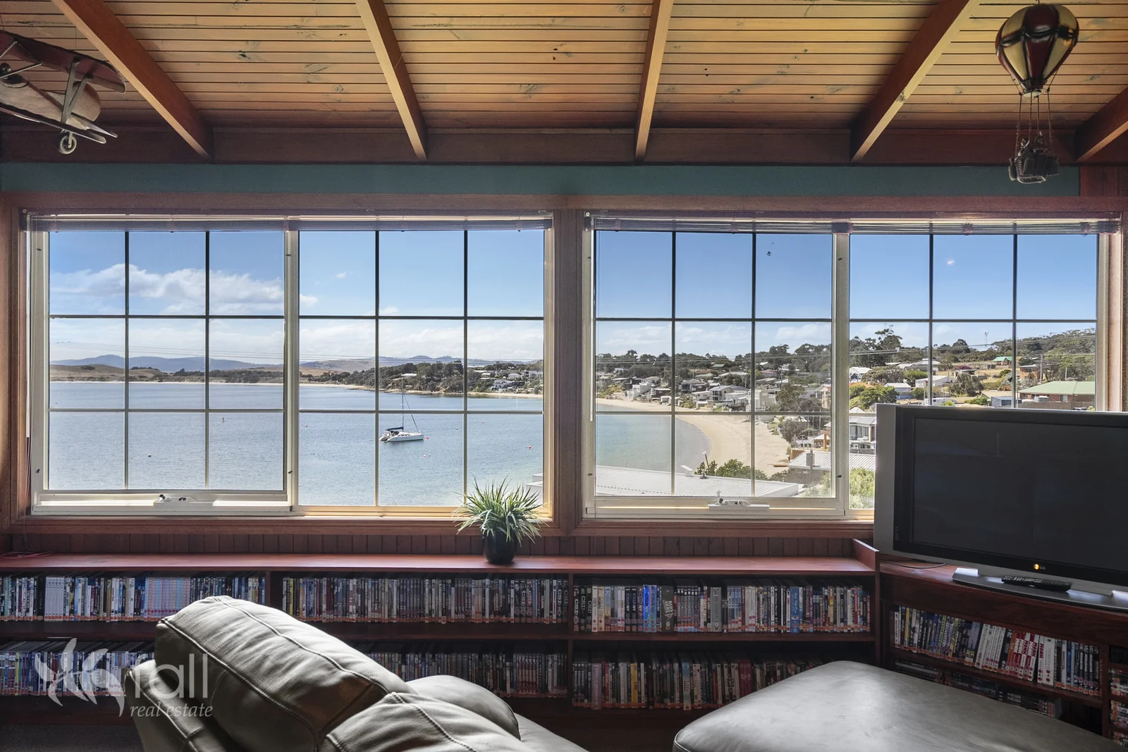 Additional image 26 of 14 Pier Road, Opossum Bay TAS 7023