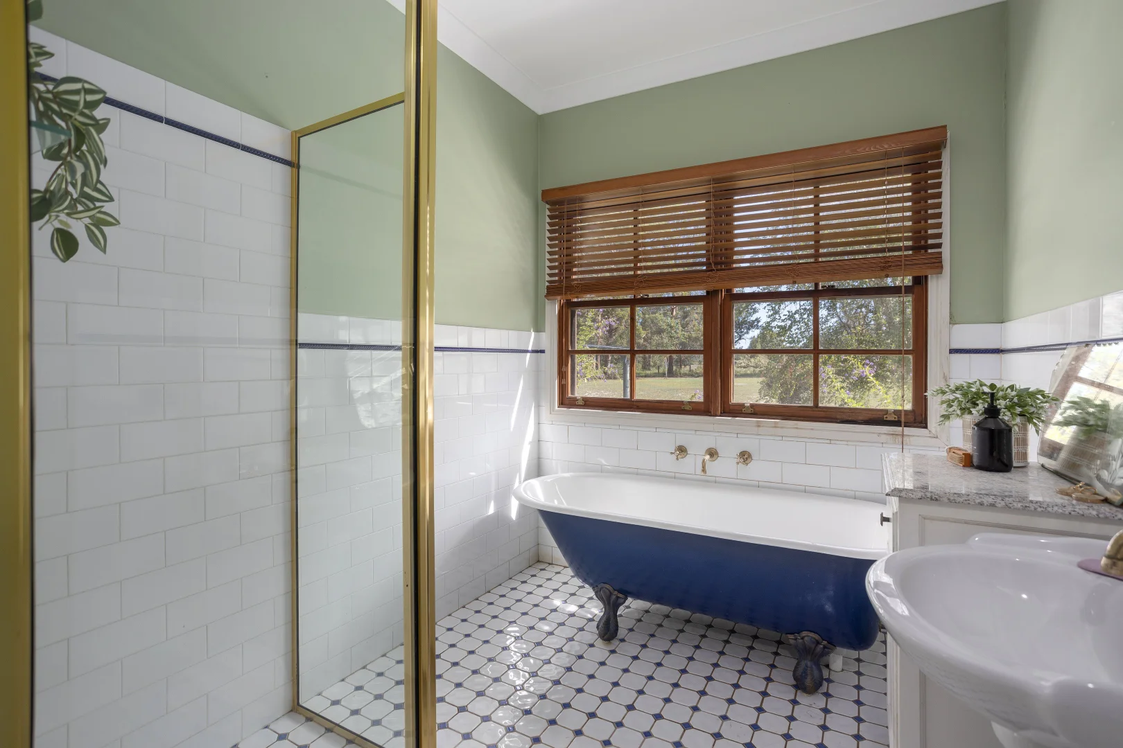 Additional image 15 of 183 Beach Road, Mitchells Island NSW 2430