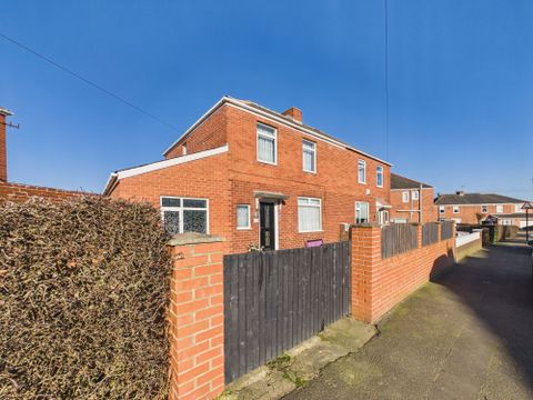 West Avenue, Westerhope NE5