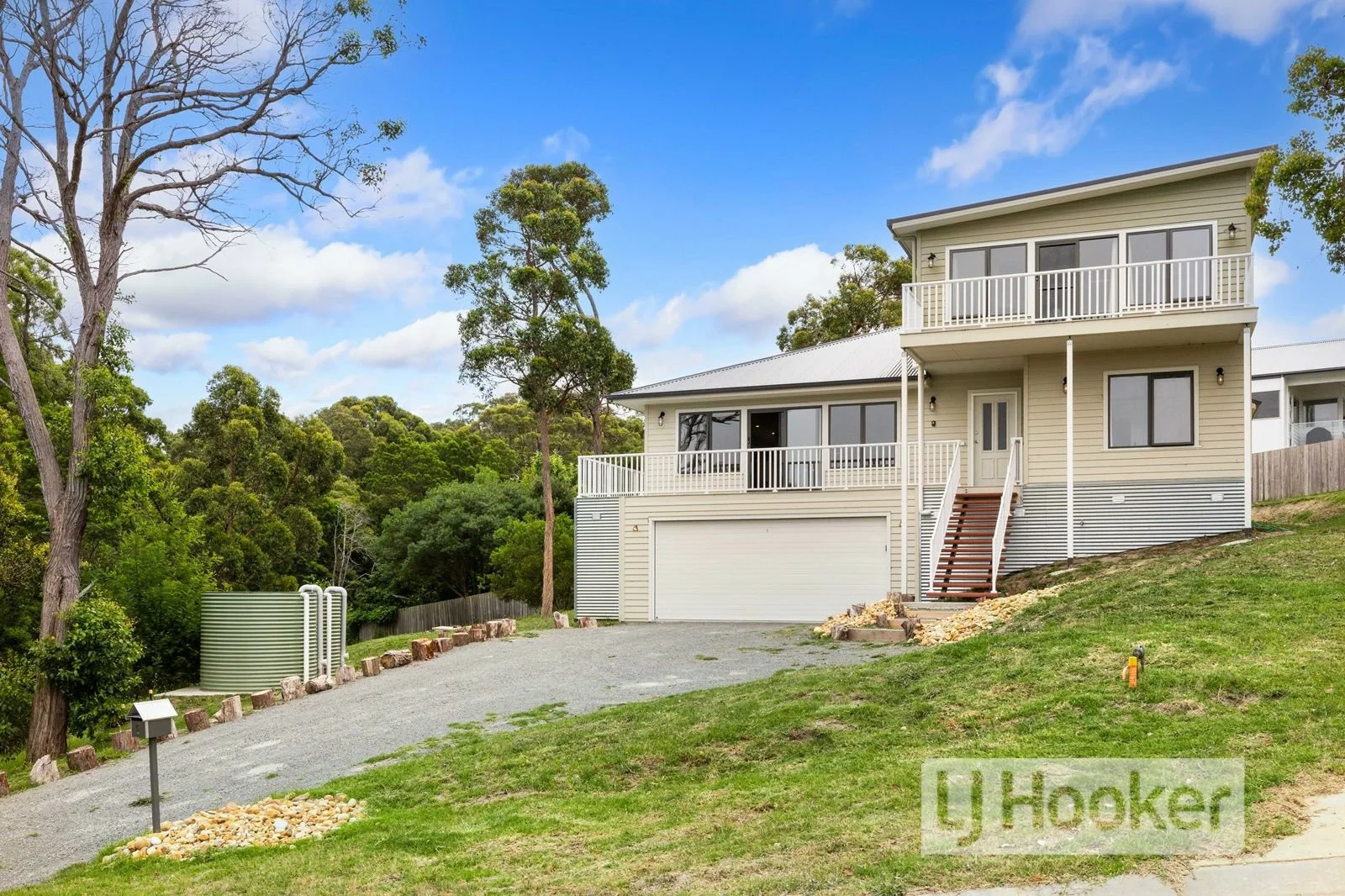 7 Alieca Rise, Lakes Entrance VIC 3909