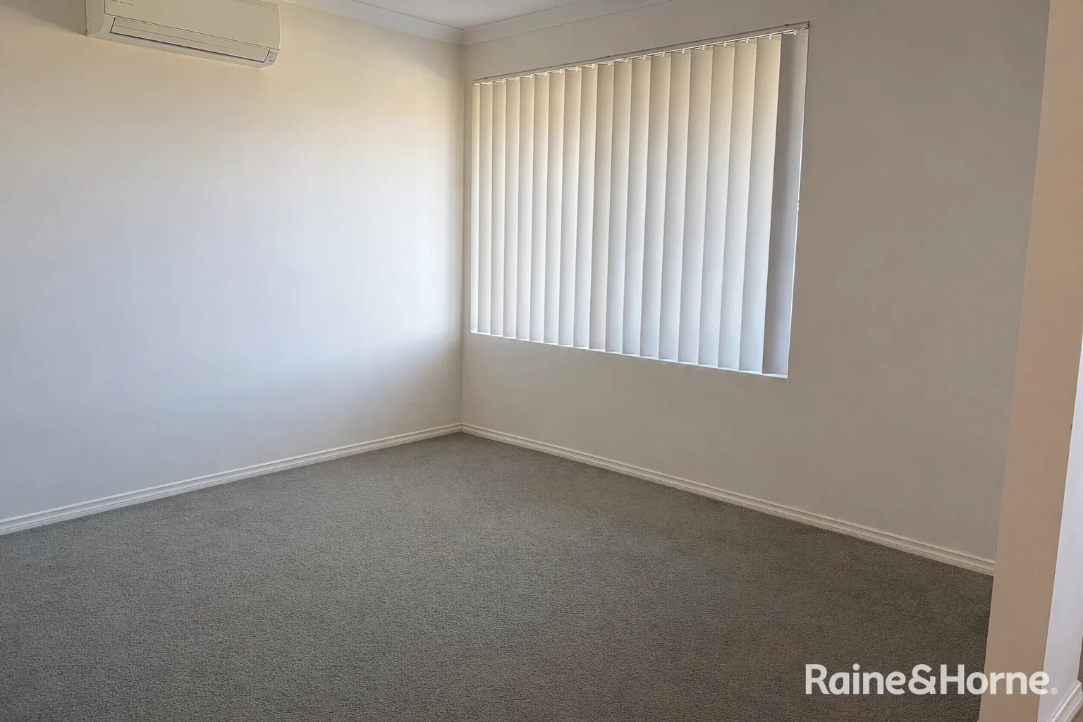 Additional image 4 of 15 O'Keefe Parade, McKail WA 6330