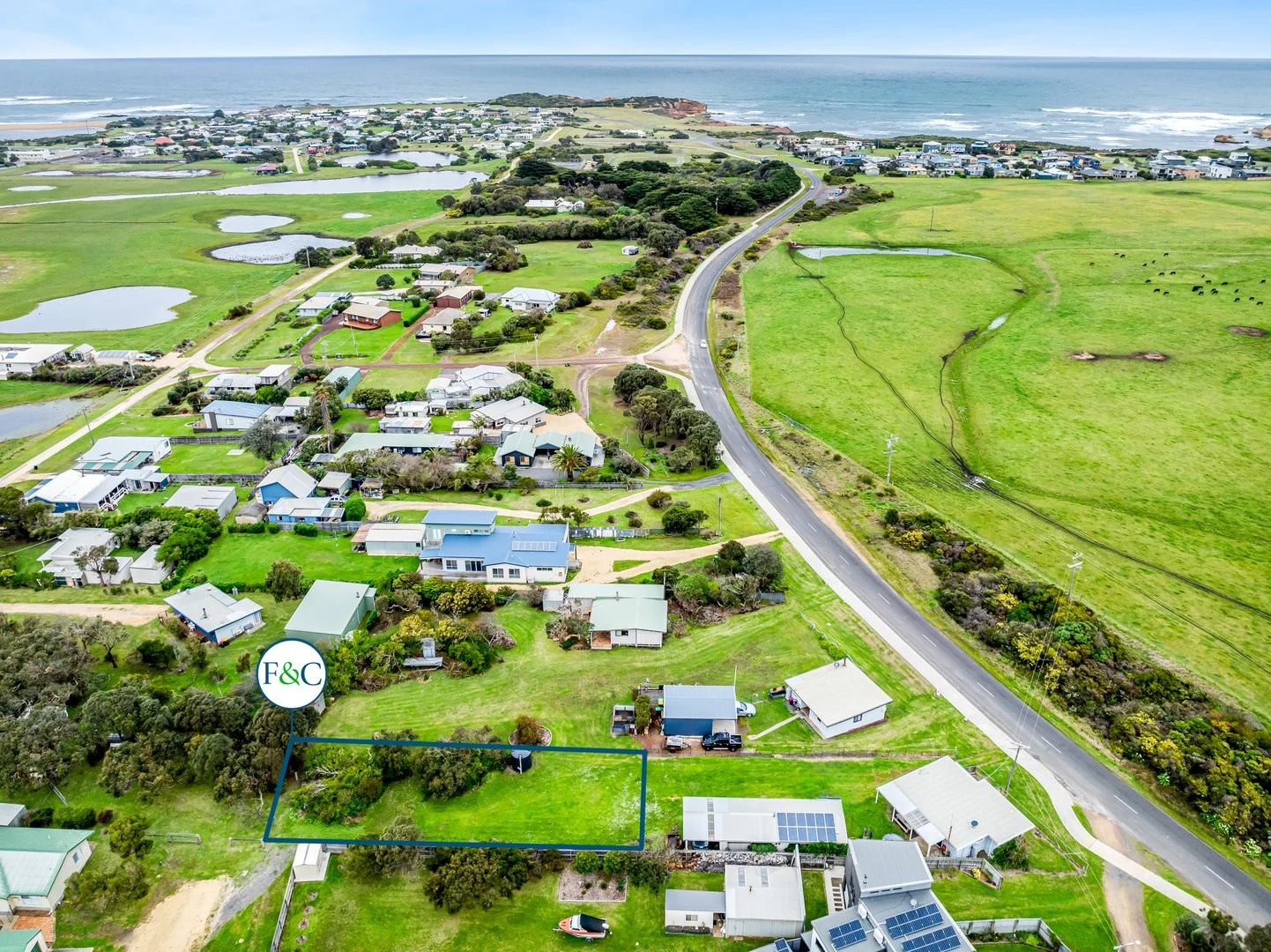 1 Newfield Street, Peterborough VIC 3270