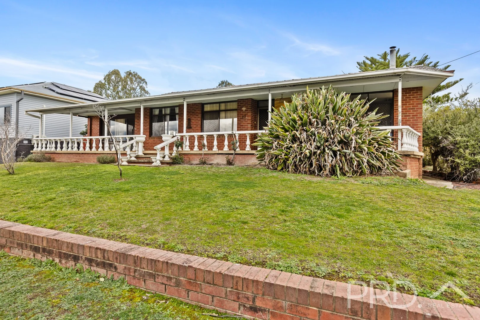 17 Simpson Street, Tumut NSW 2720