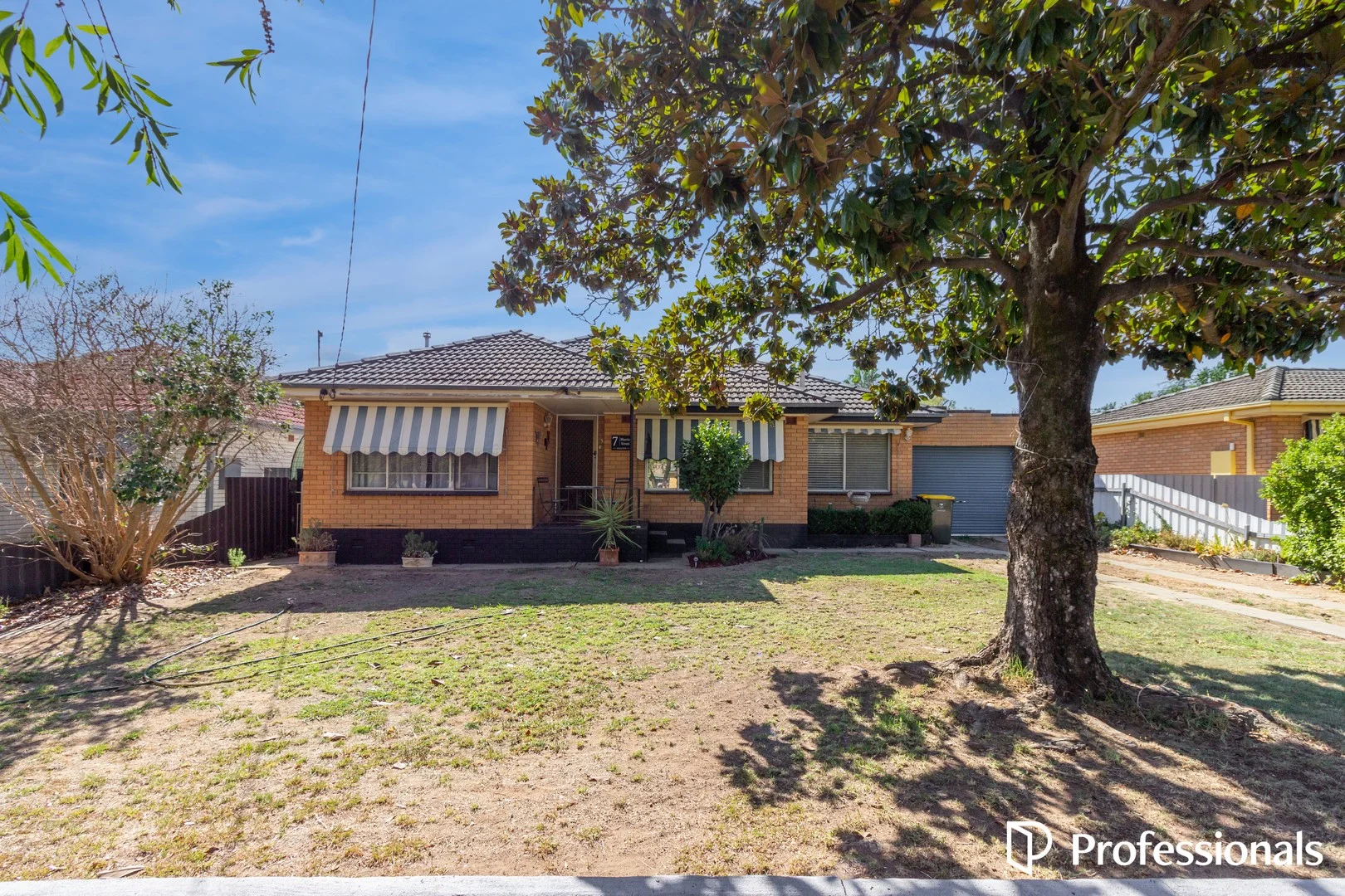 7 Martin Street, Tolland NSW 2650