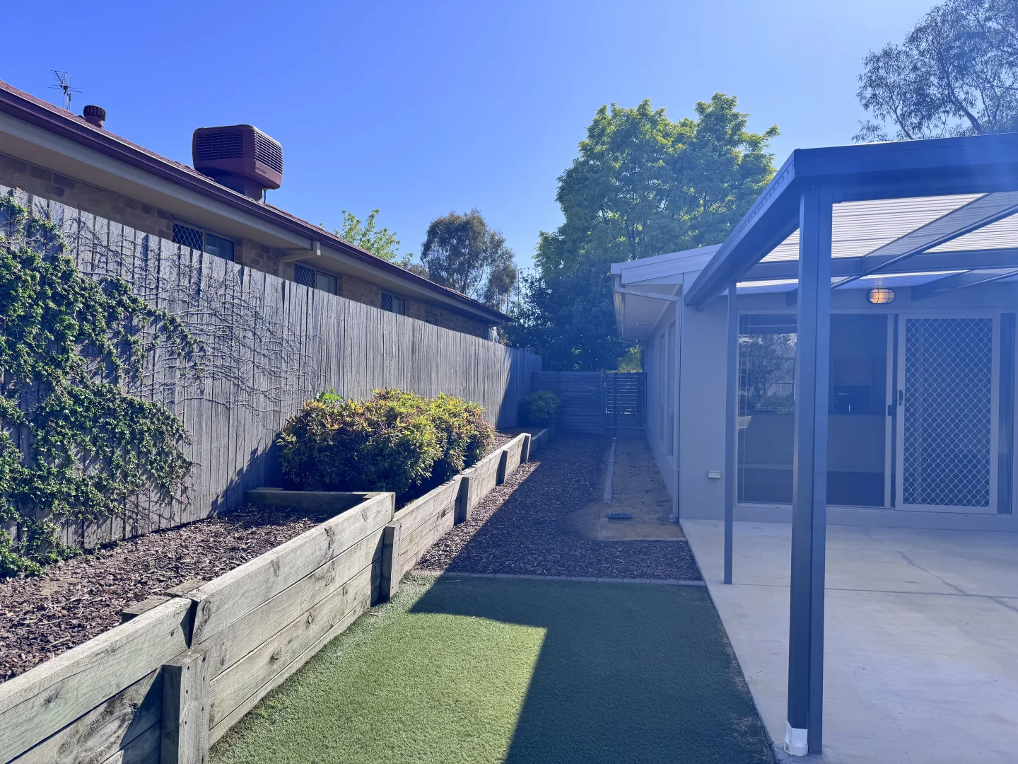 Additional image 13 of Harrison ACT 2914