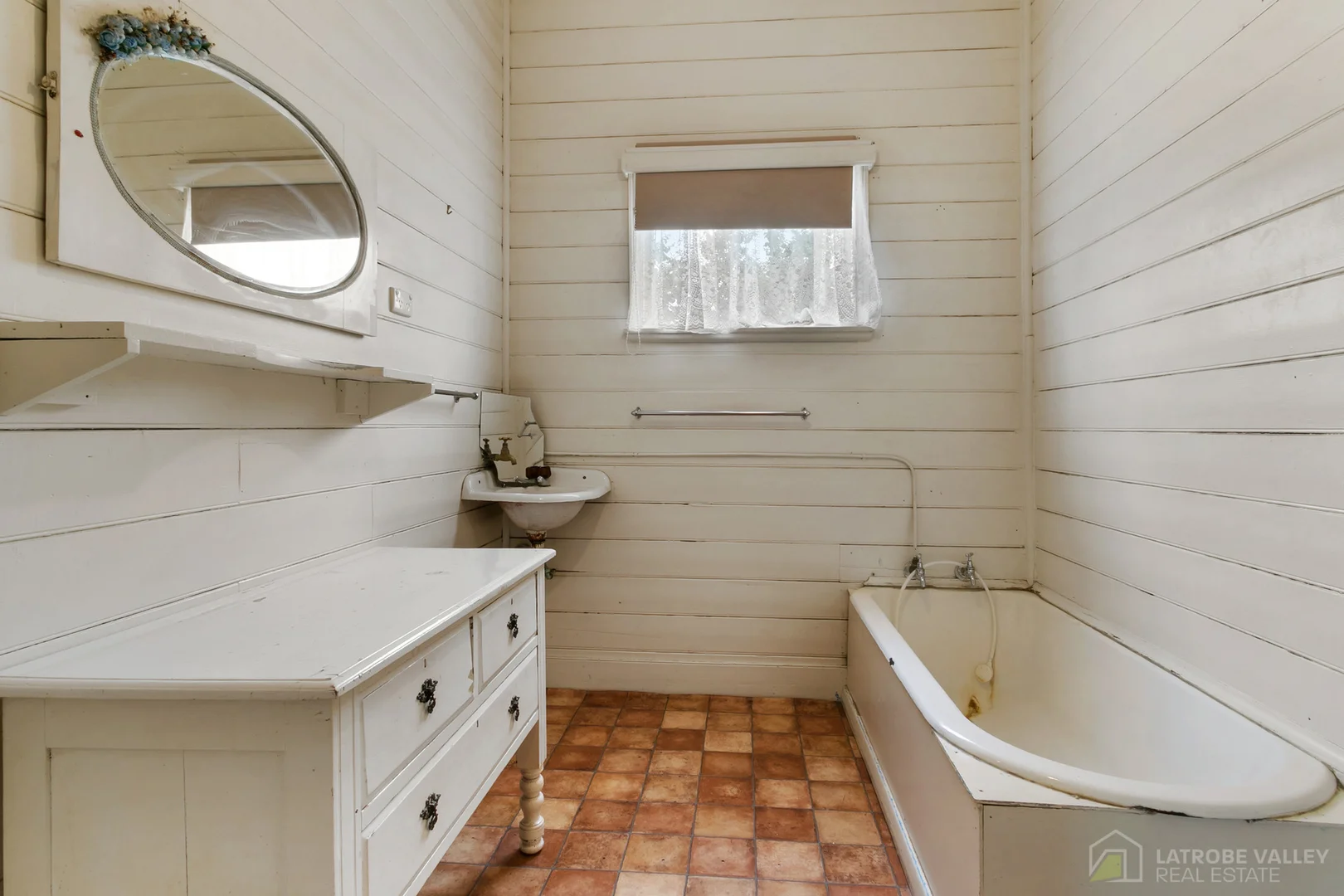 Additional image 9 of 29-31 Prince Street, Rosedale VIC 3847