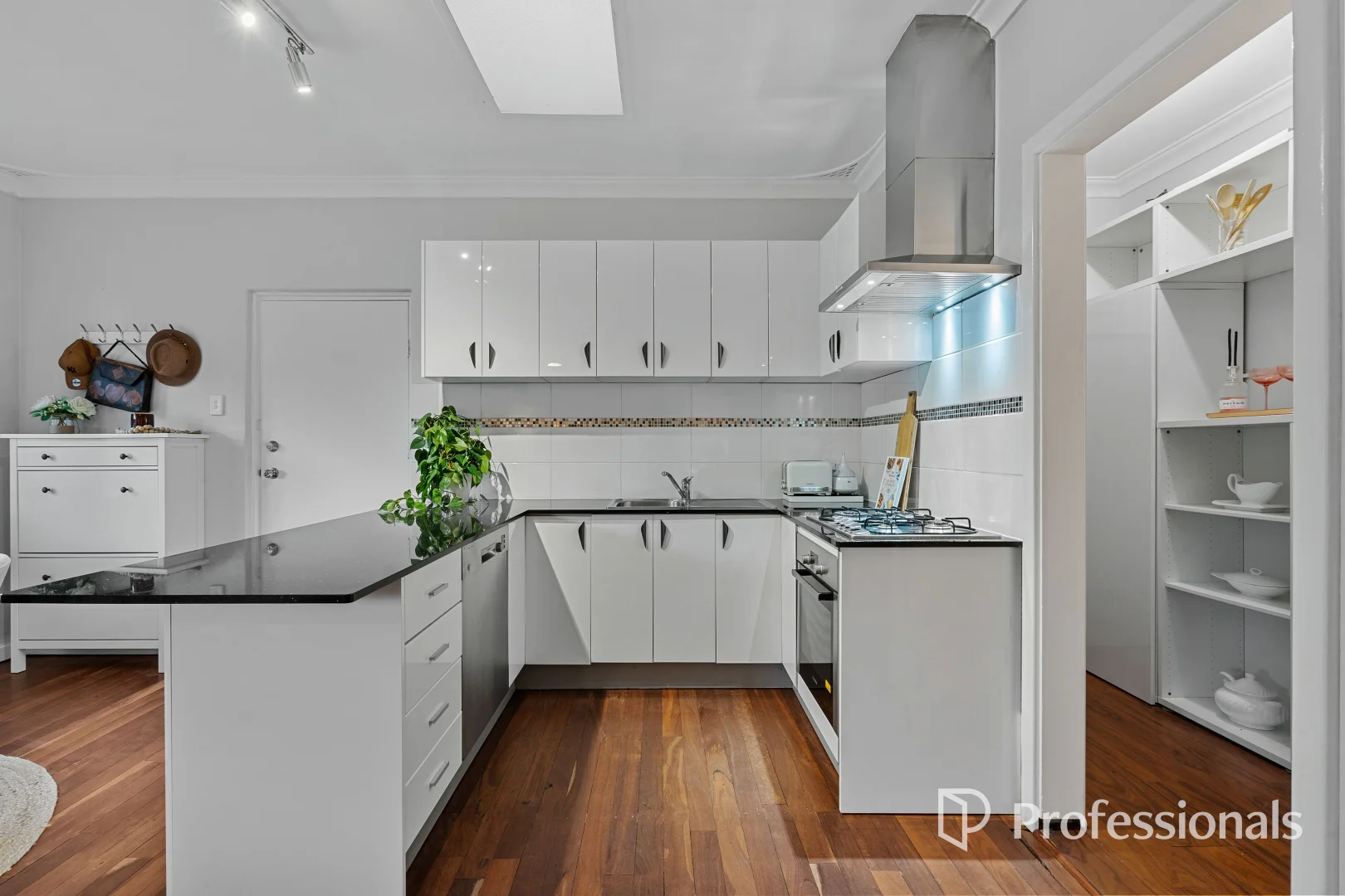 Additional image 5 of 8 Hampton Square, Morley WA 6062