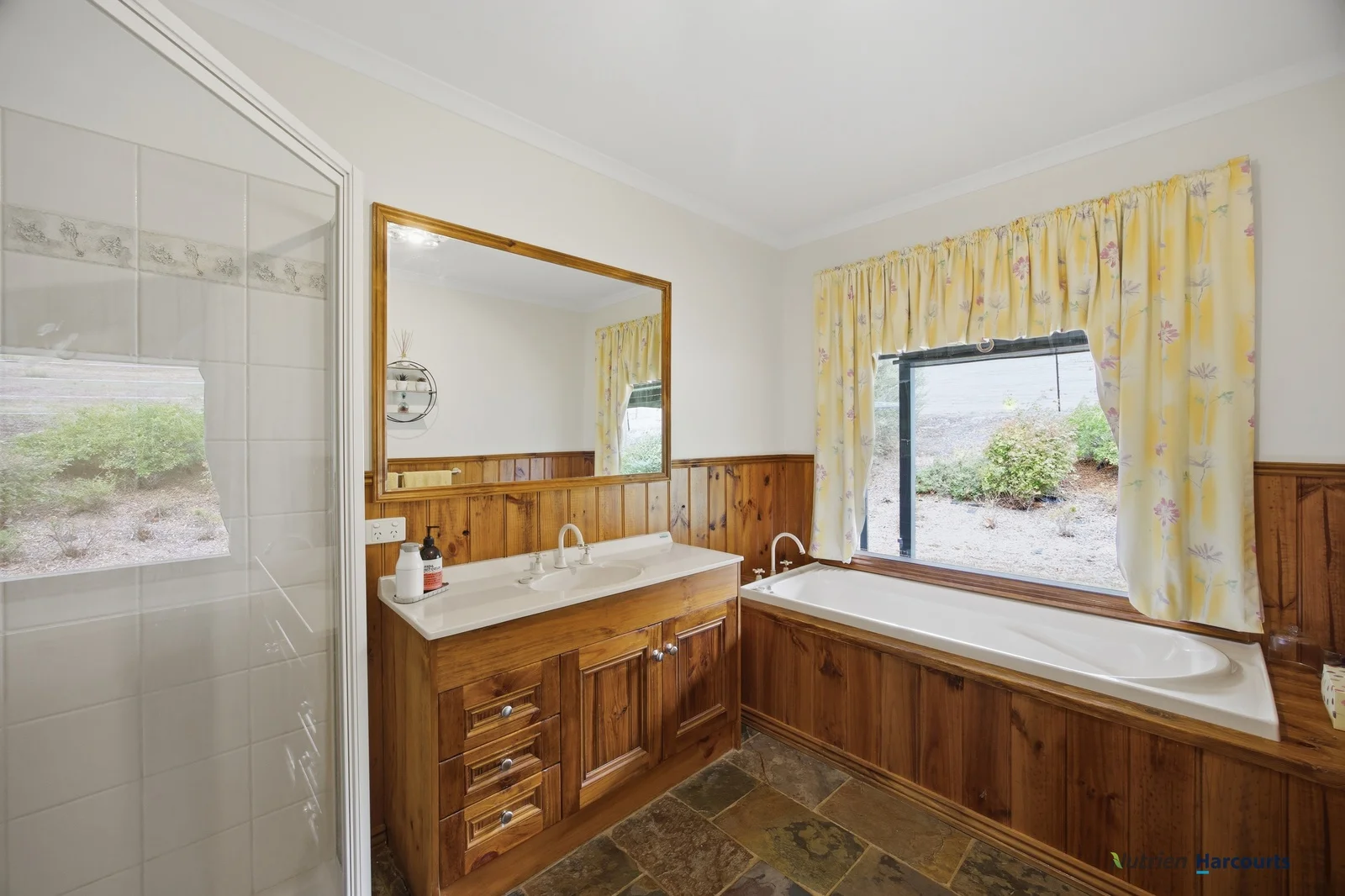 Additional image 15 of 72 Alford Avenue, Eildon VIC 3713