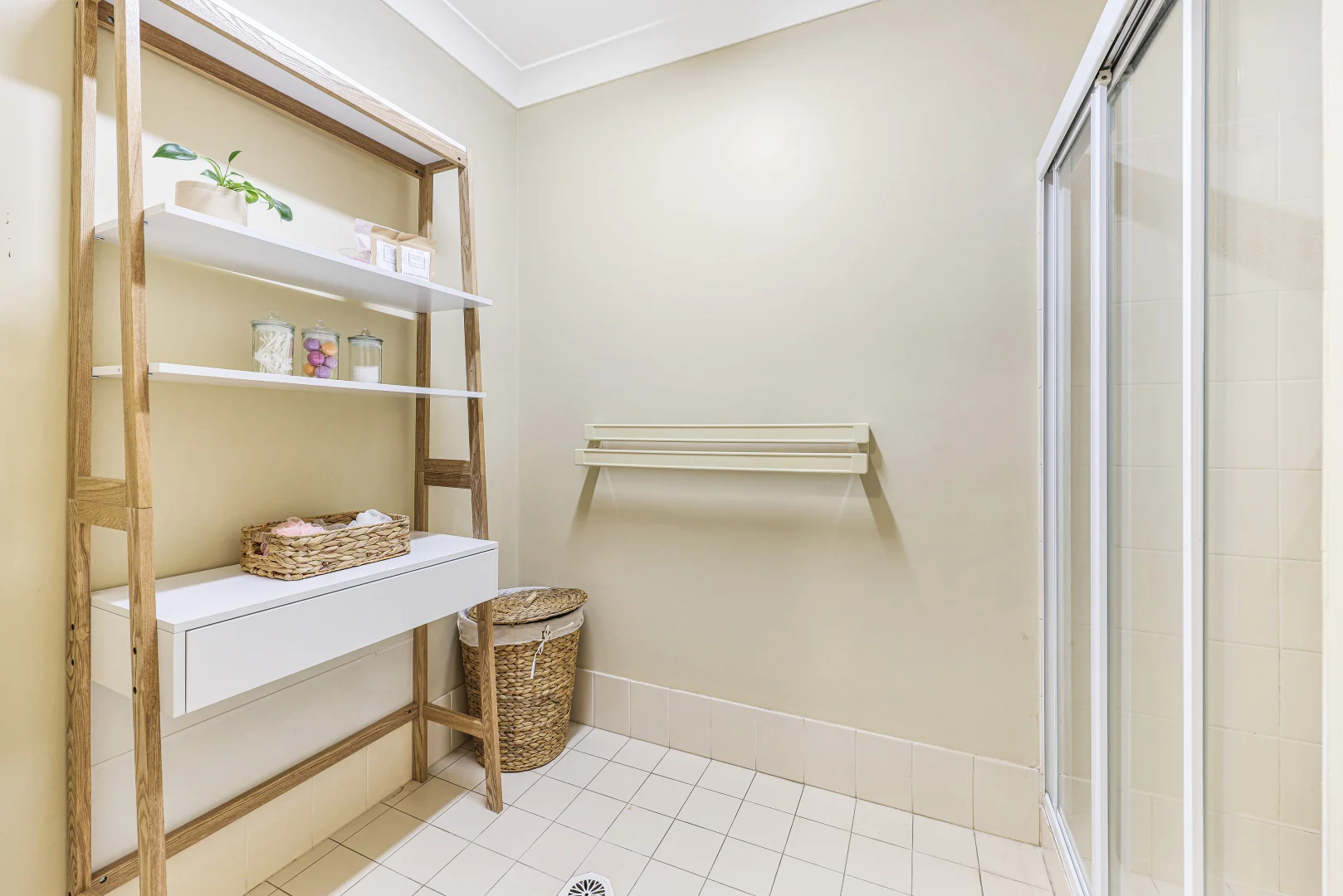 Additional image 22 of 1 & 2/2 Honeysuckle Crescent, Scone NSW 2337