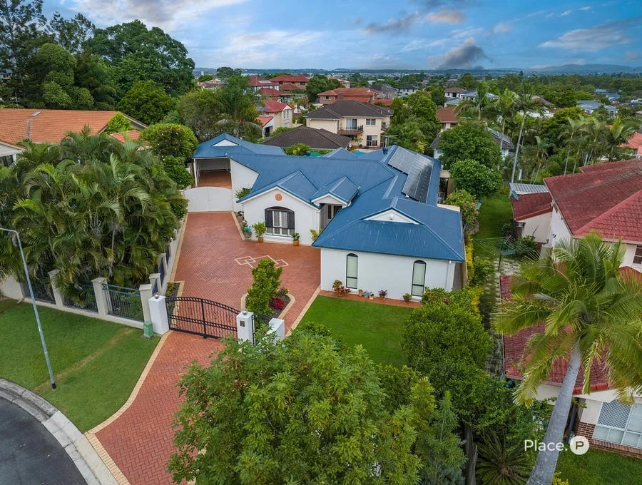 7 Goold Close, Robertson QLD 4109