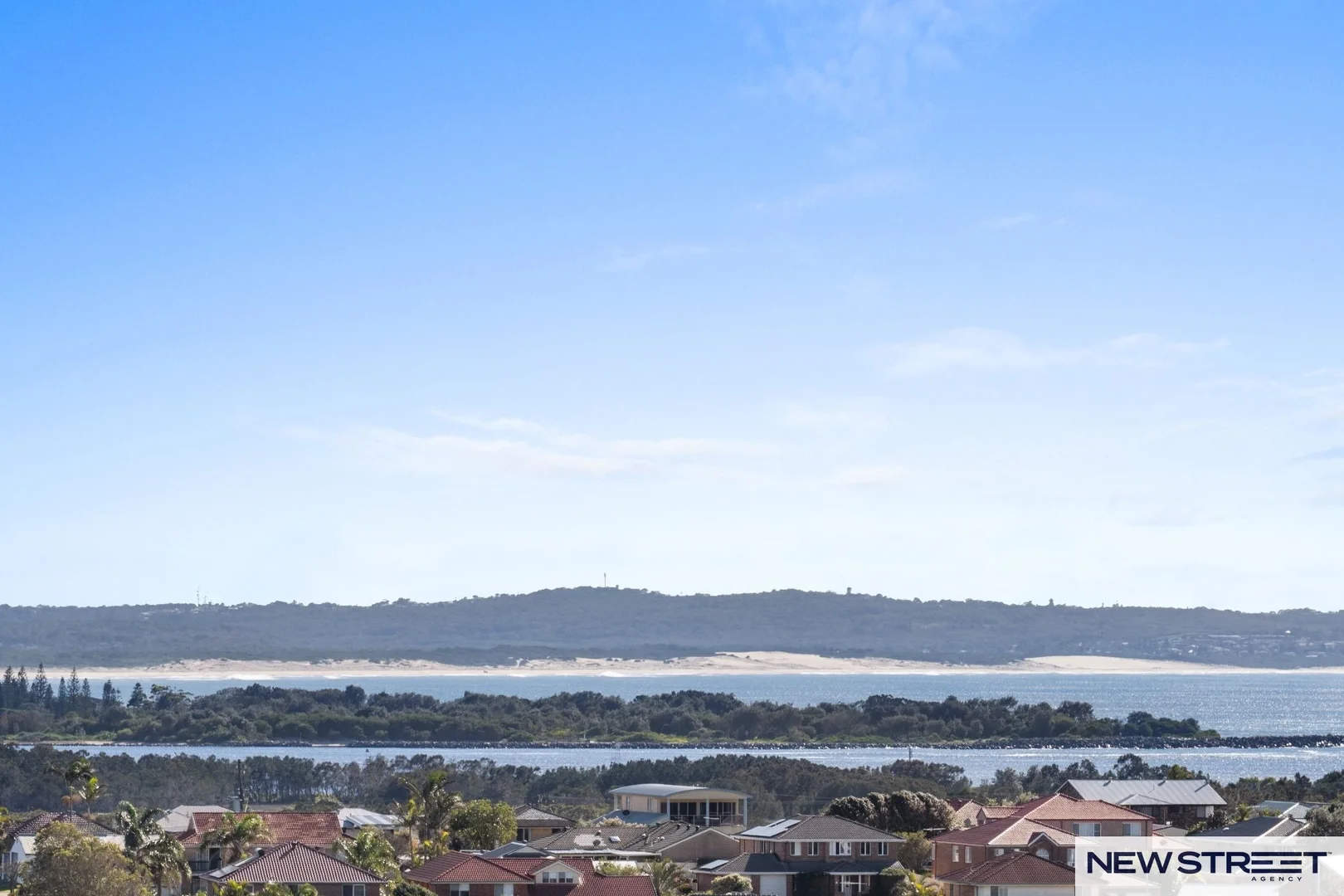 Additional image 34 of 403/1 Mawson Close, Caves Beach NSW 2281