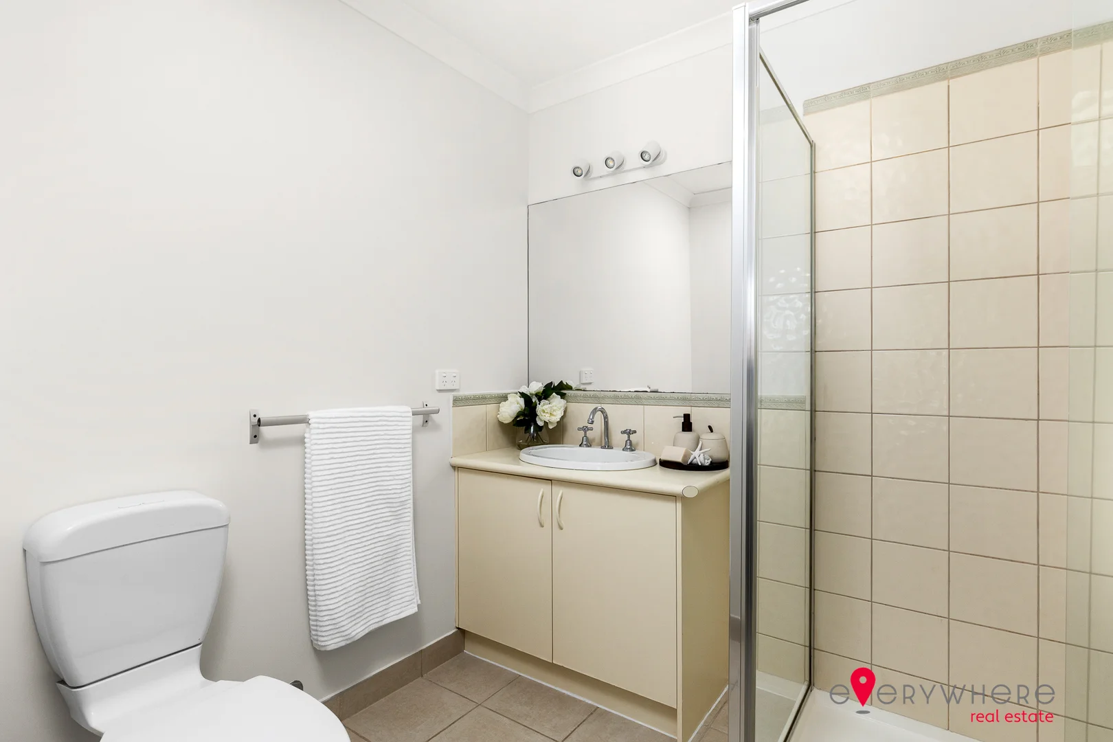 Additional image 8 of 2/5 Westminster Avenue, Hillside VIC 3037