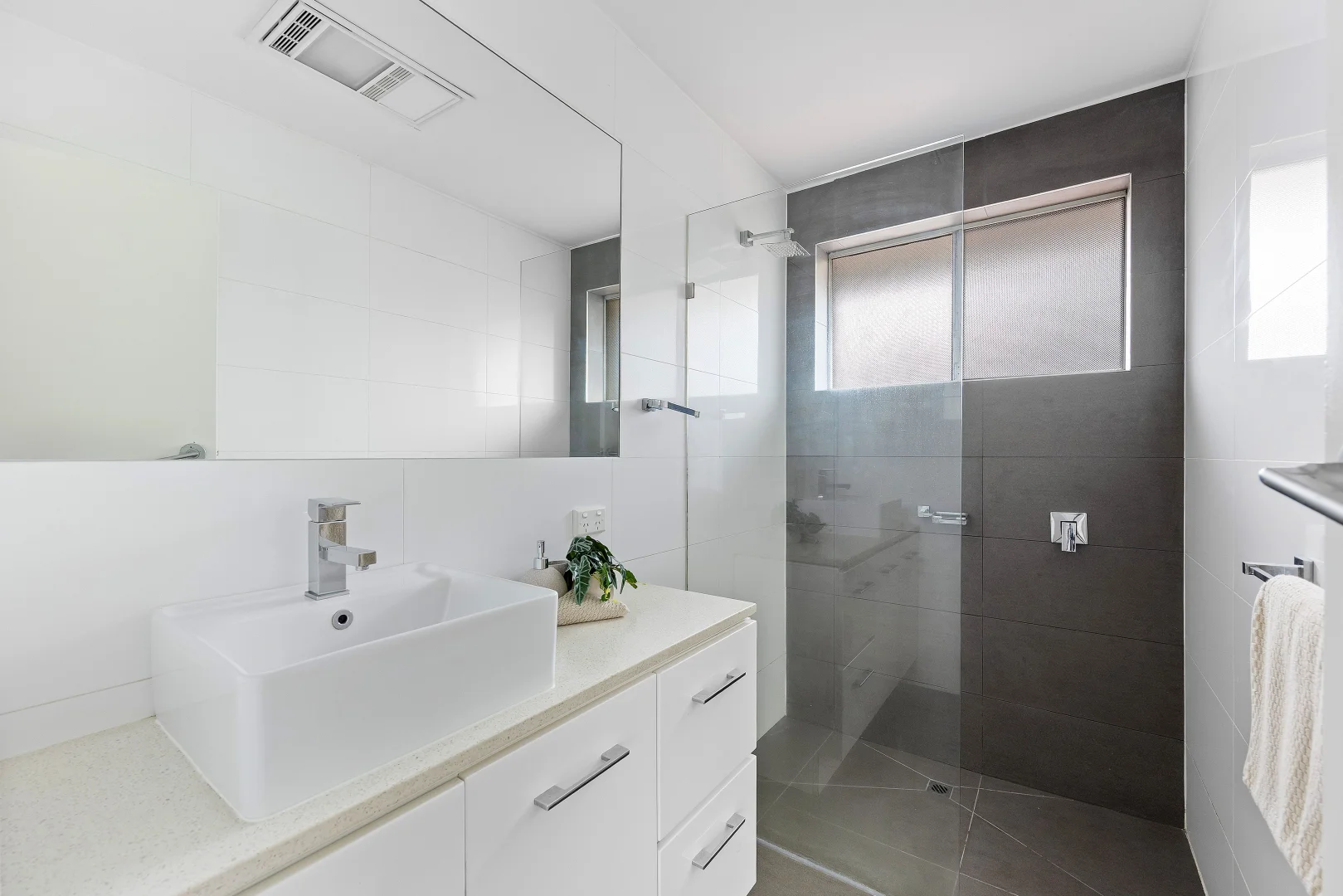 Additional image 14 of UNIT 37/103-105 Barkly Street, Mordialloc VIC 3195