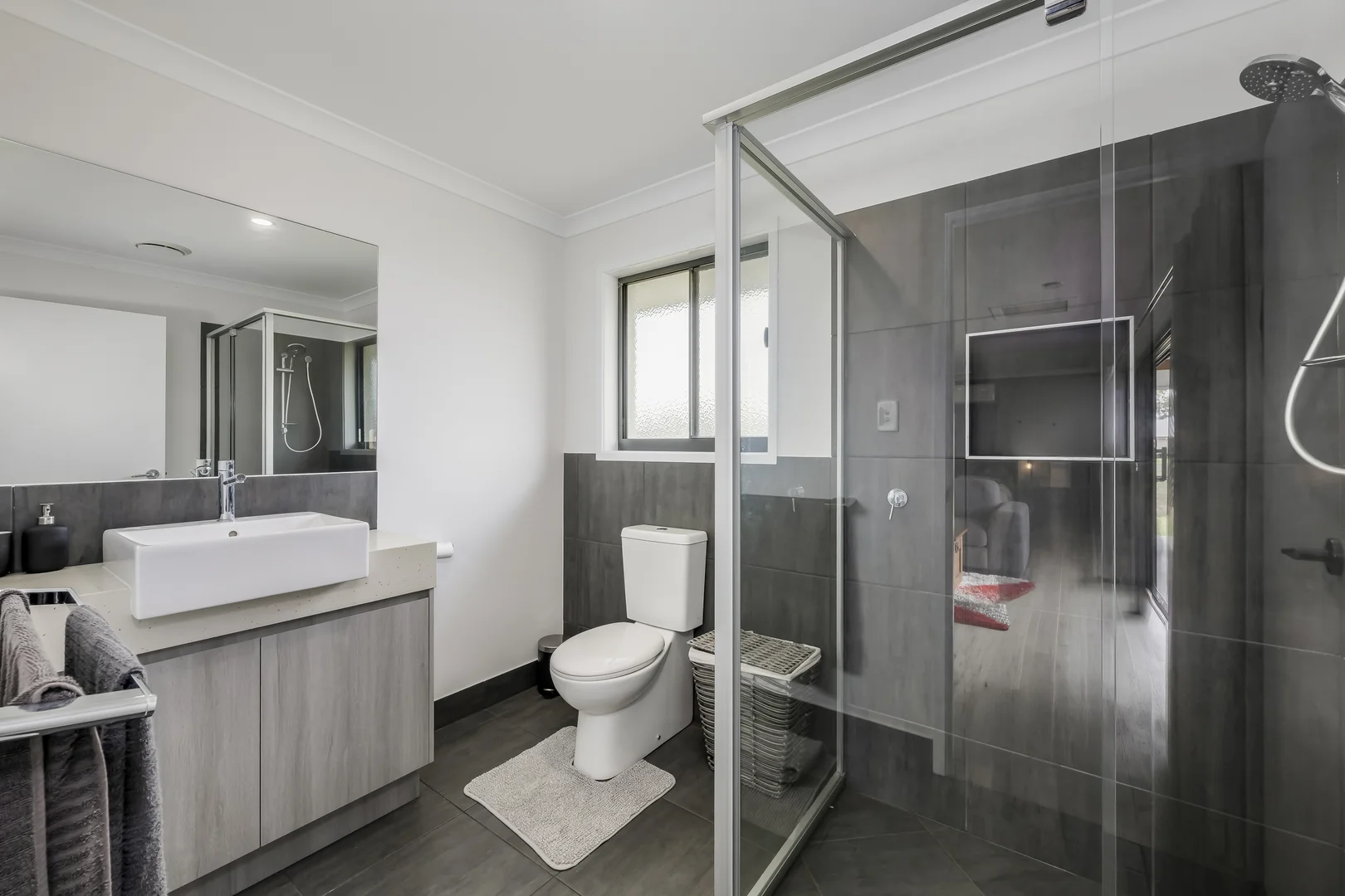 Additional image 31 of 55 James Henderson Way, Gooburrum QLD 4670