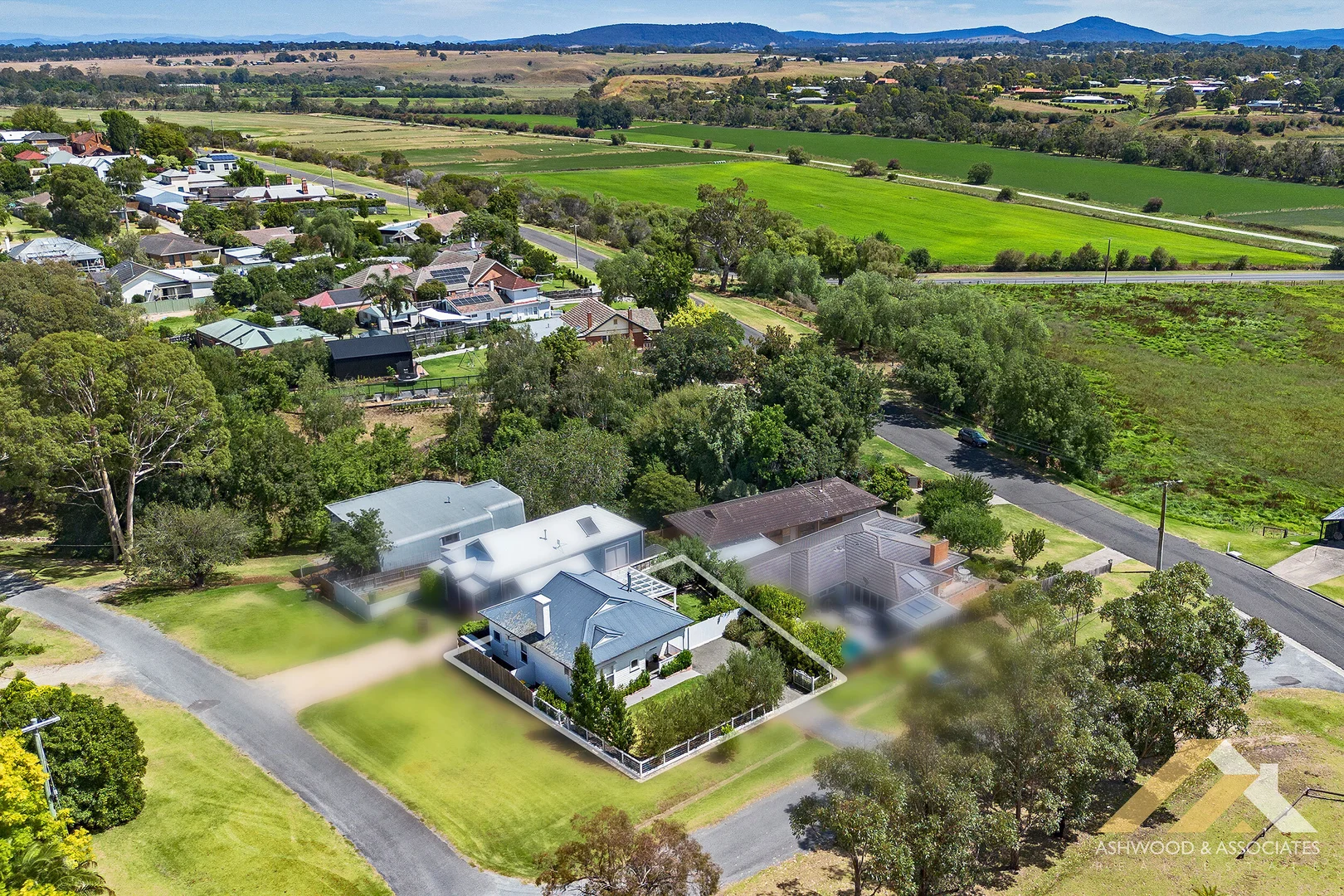 Additional image 15 of 2 Mclean St, Bairnsdale VIC 3875