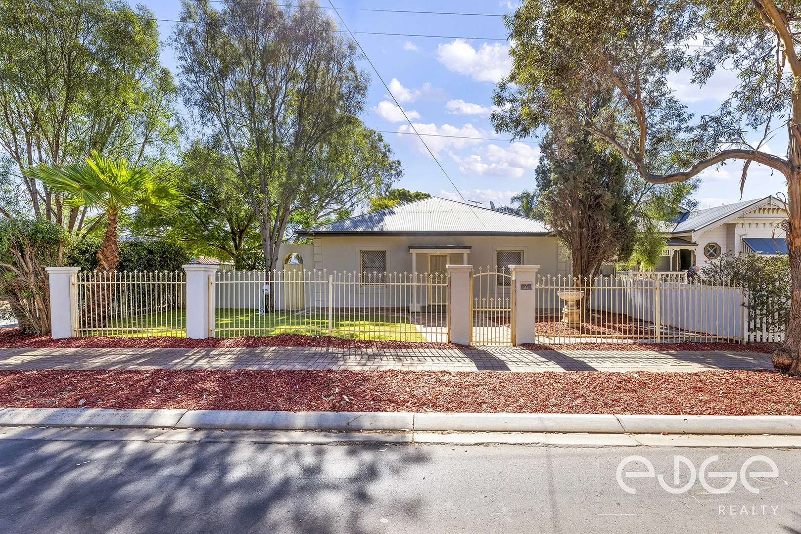 27 Queen Street, Smithfield SA 5114