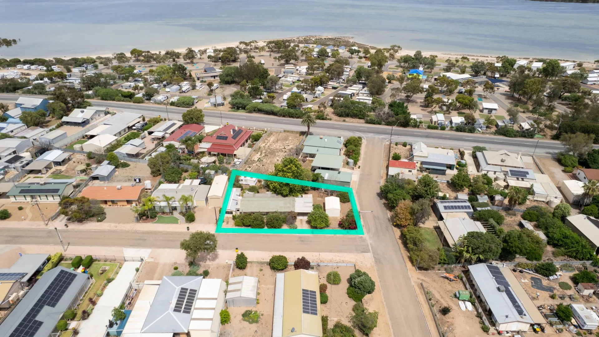 2 Whelan Road, Port Broughton SA 5522